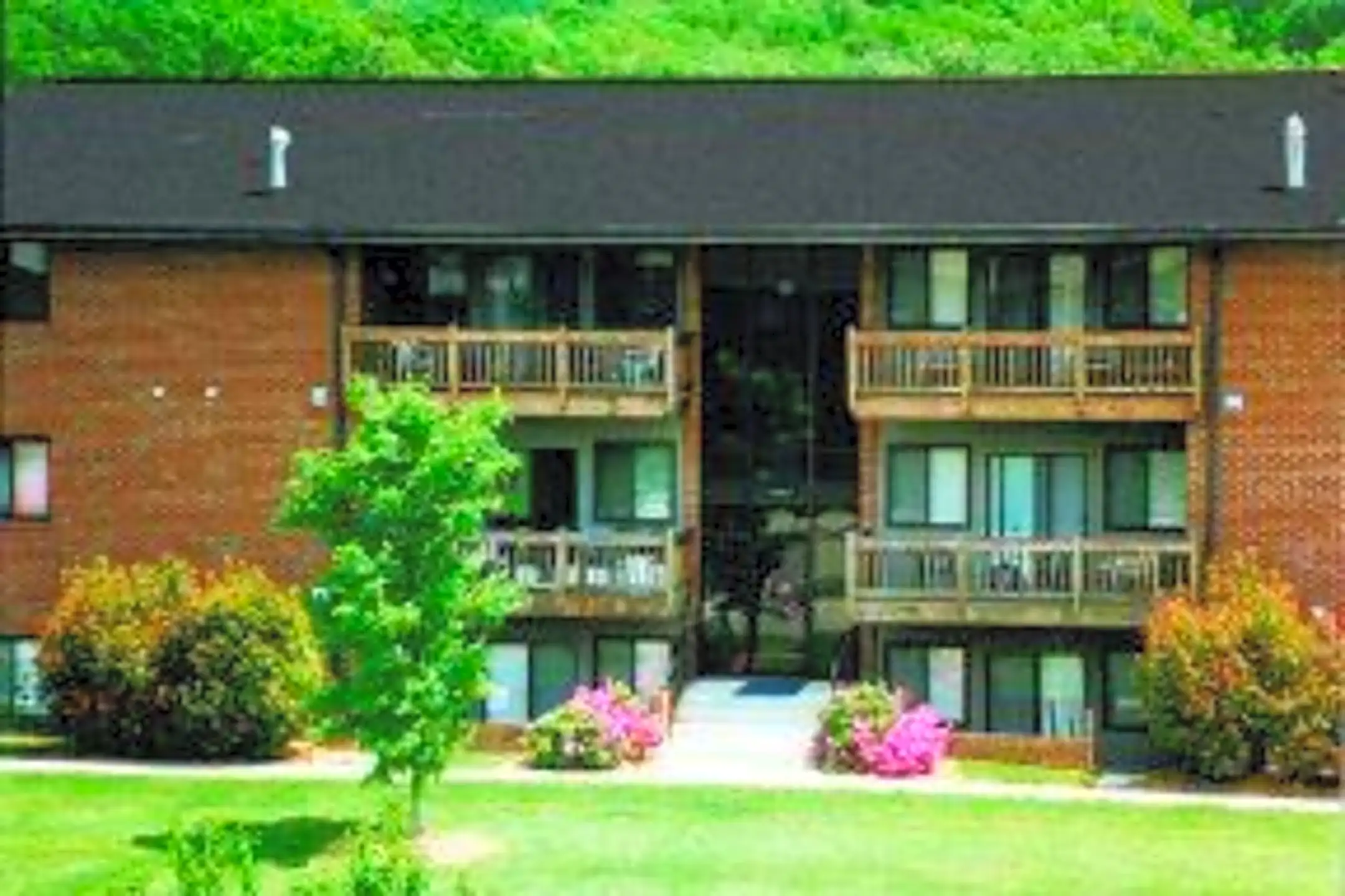 South Roanoke Apartment Village, LLC Roanoke, VA 24014
