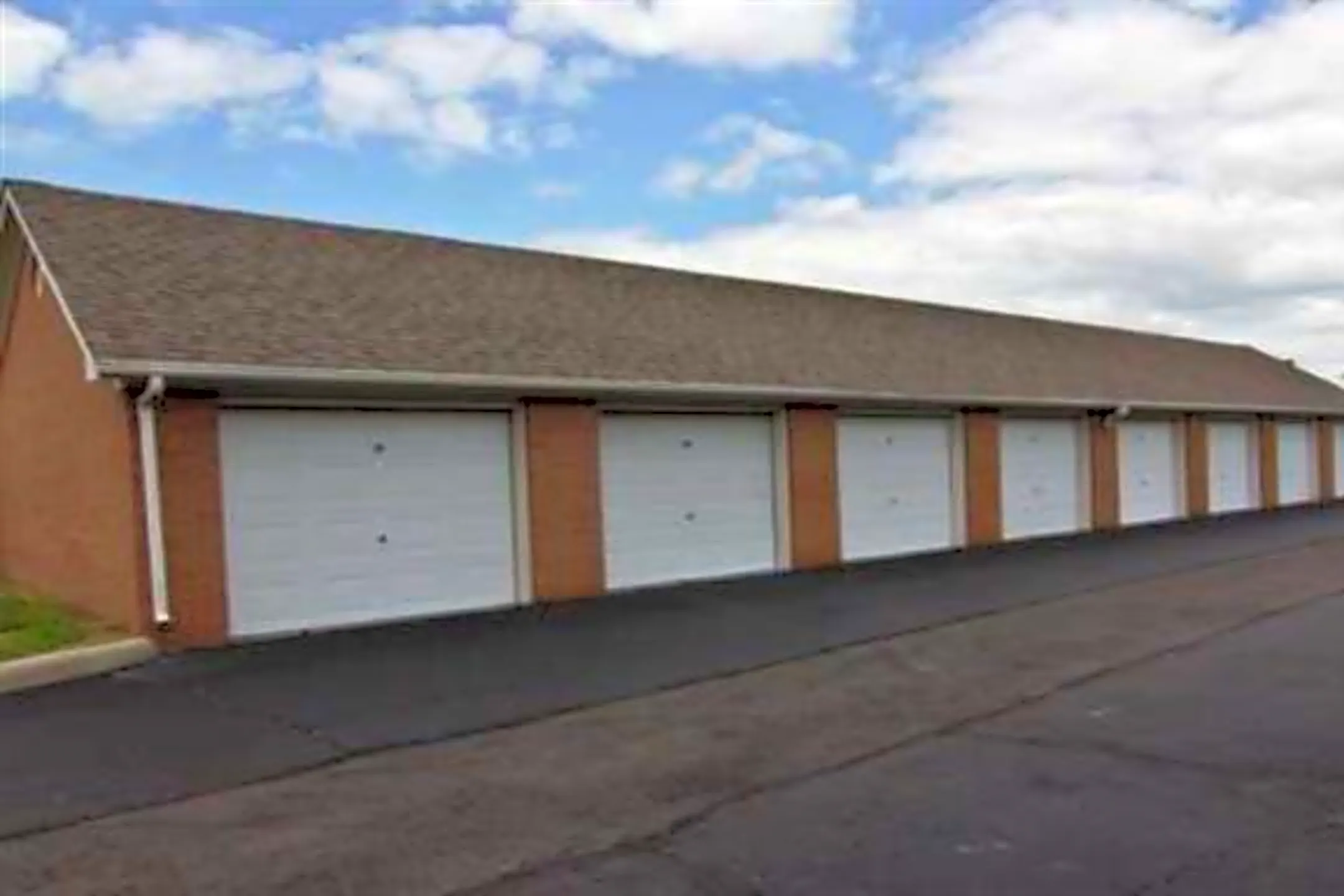 Building - Millstream Village - Reynoldsburg, OH