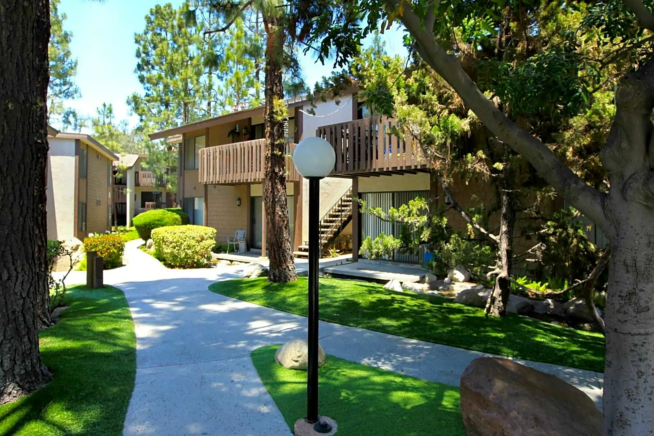 Cherry Creek Apartment Homes - Santa Ana, CA