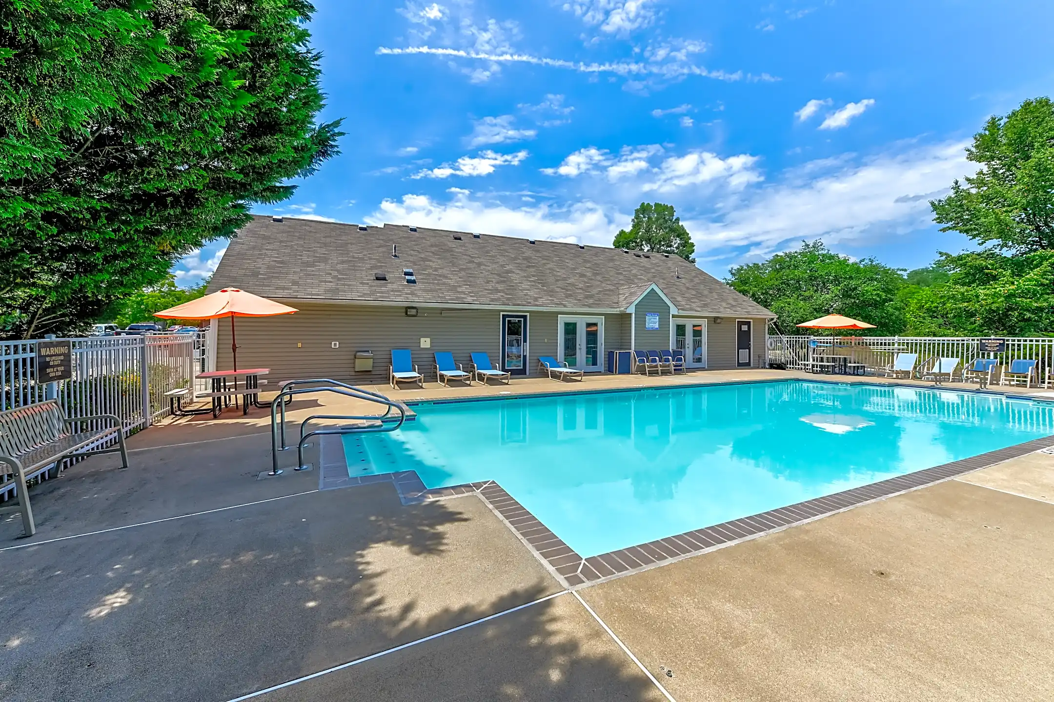 Crestview Apartments Fredericksburg, VA 22401