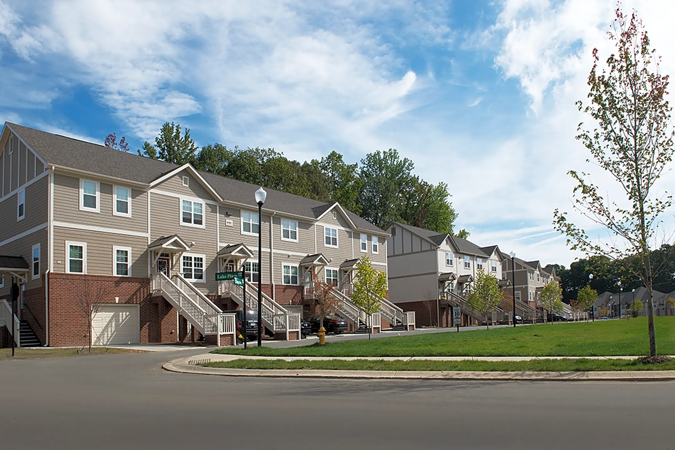 Legacy Cornelius Apartments 18147 W Catawba Ave Cornelius, NC