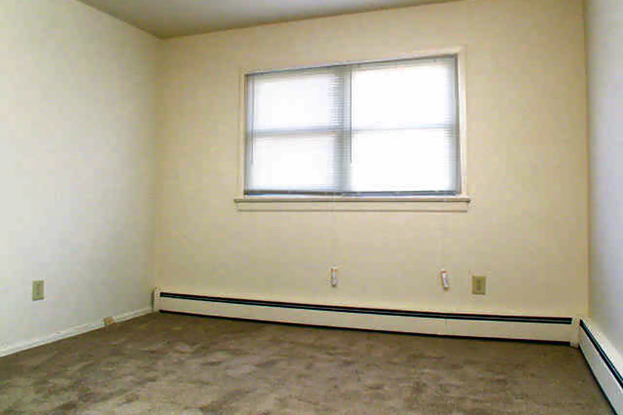 Waterway Court Apartments 1008 McLaughlin Avenue Point Pleasant, NJ