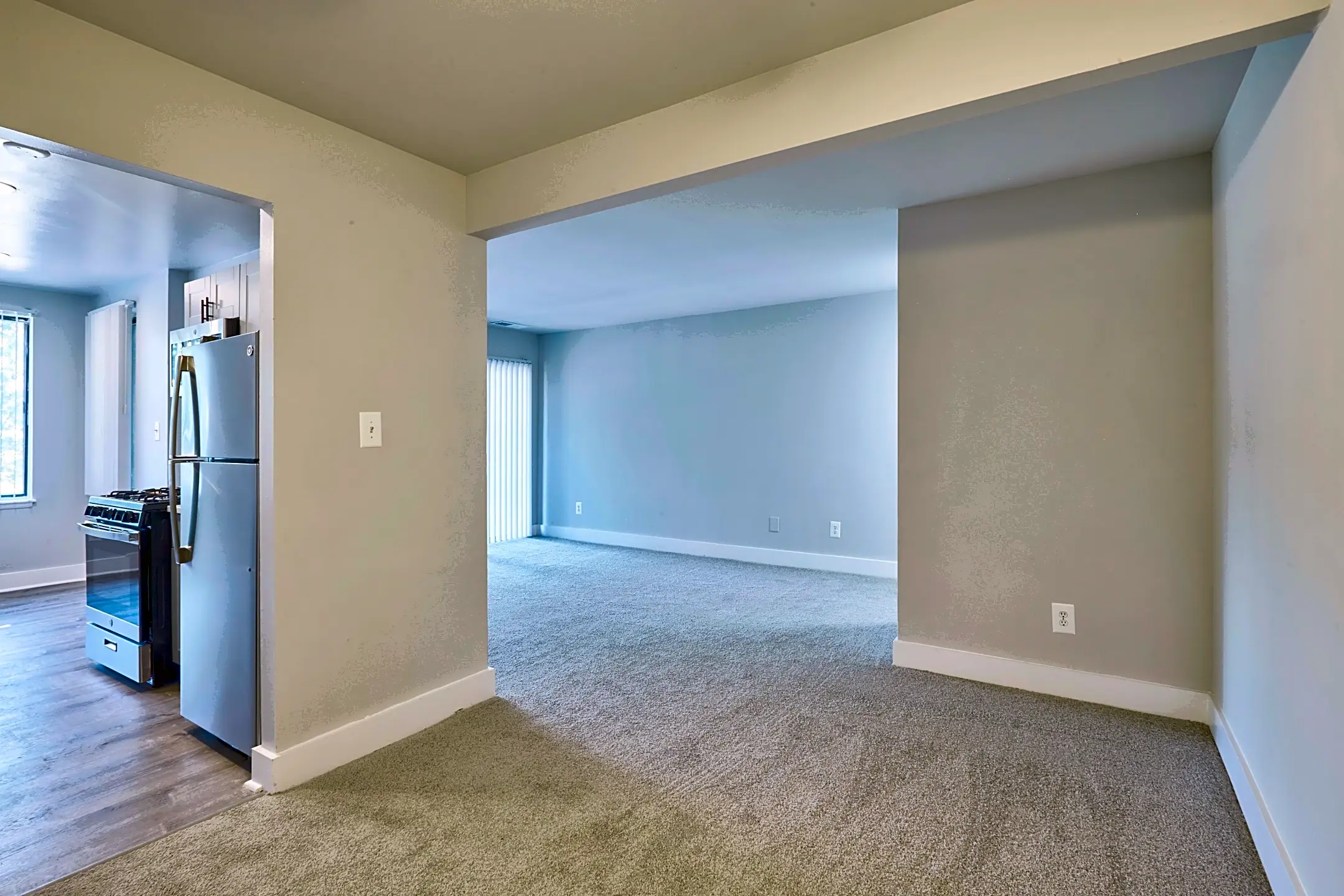 Woodvale Apartments 13831 Castle Blvd Silver Spring, MD Apartments