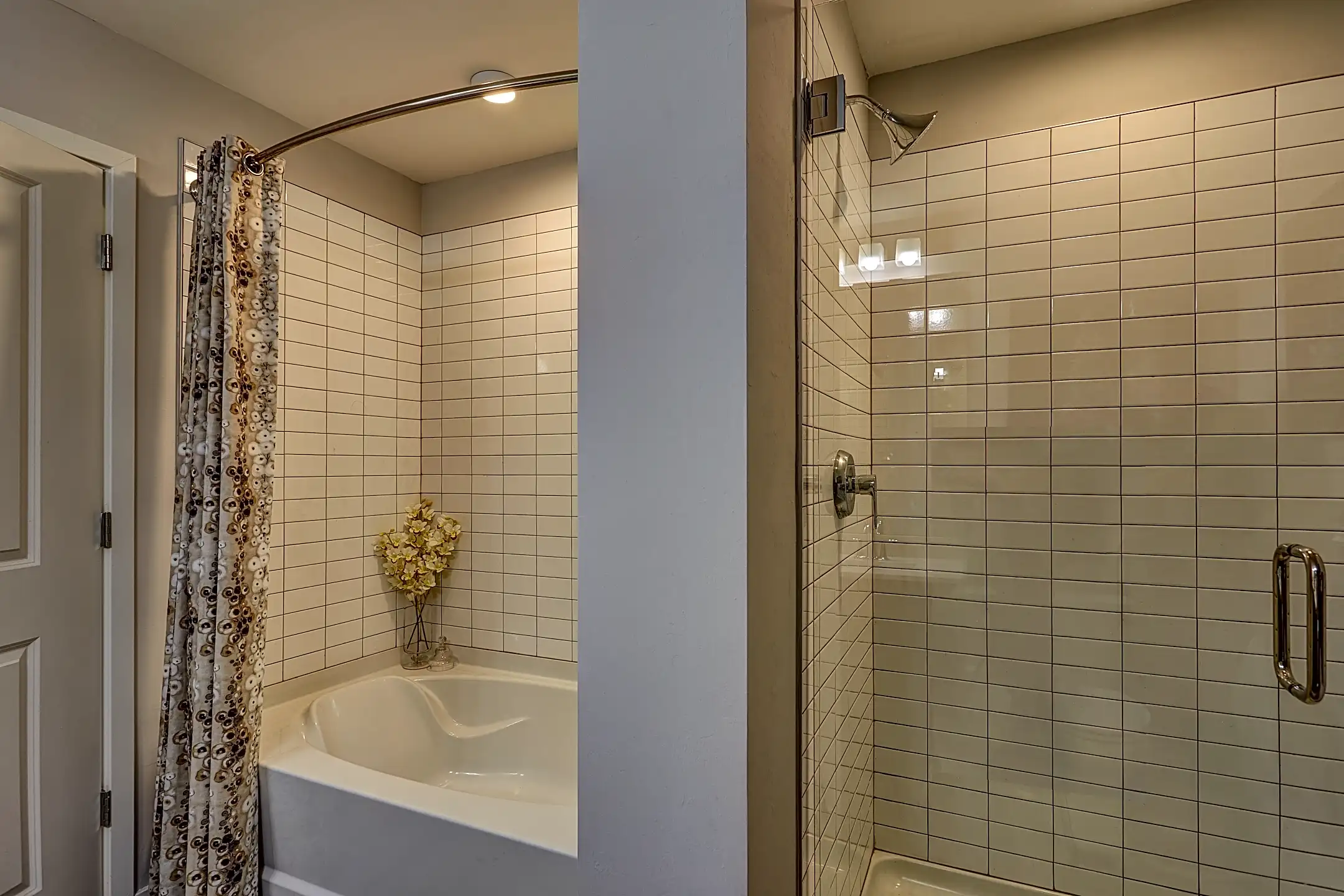 Lago Apartments Naples, FL 34104