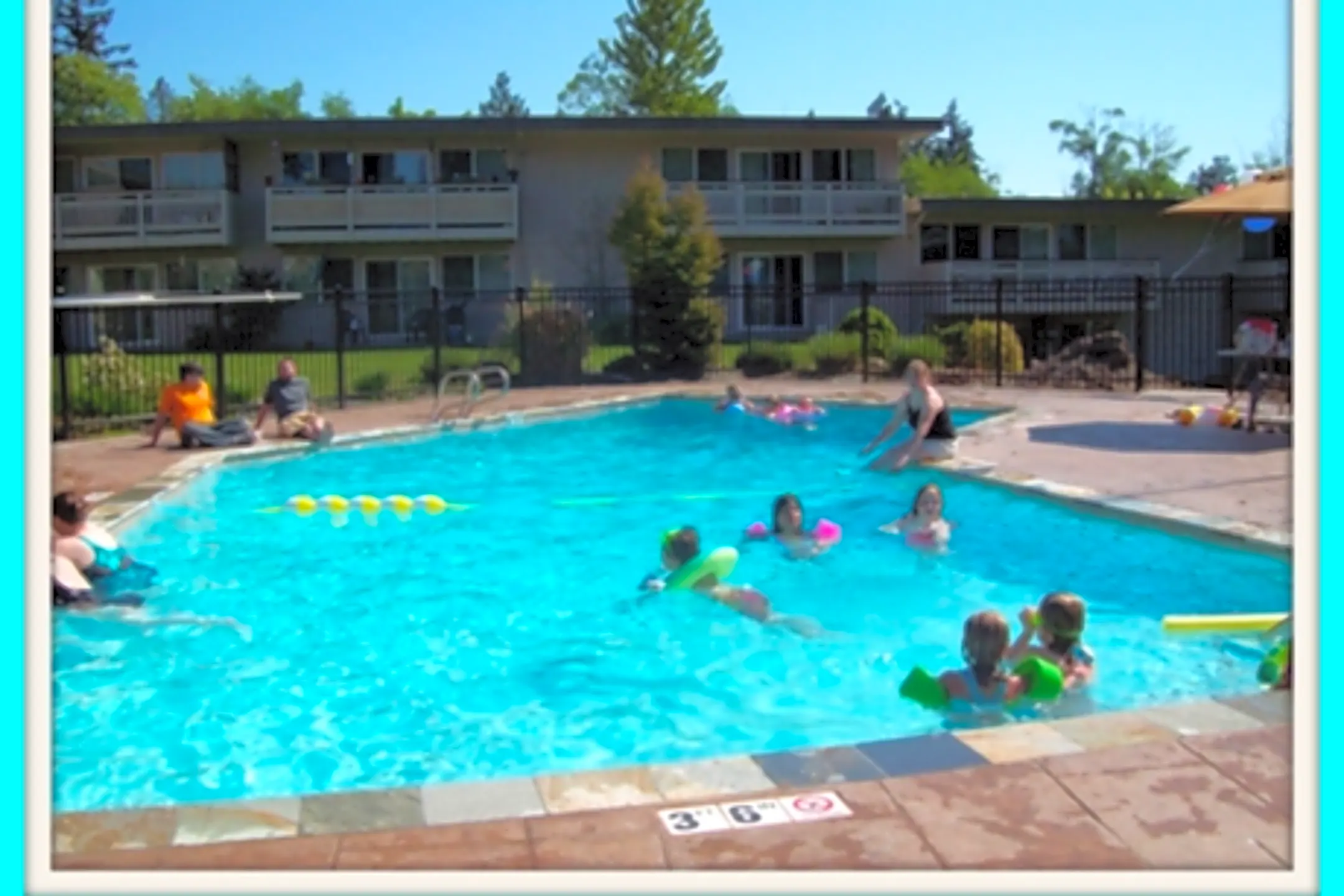 Courtyard Apartment Homes 5010 84th St SW Mukilteo, WA Apartments