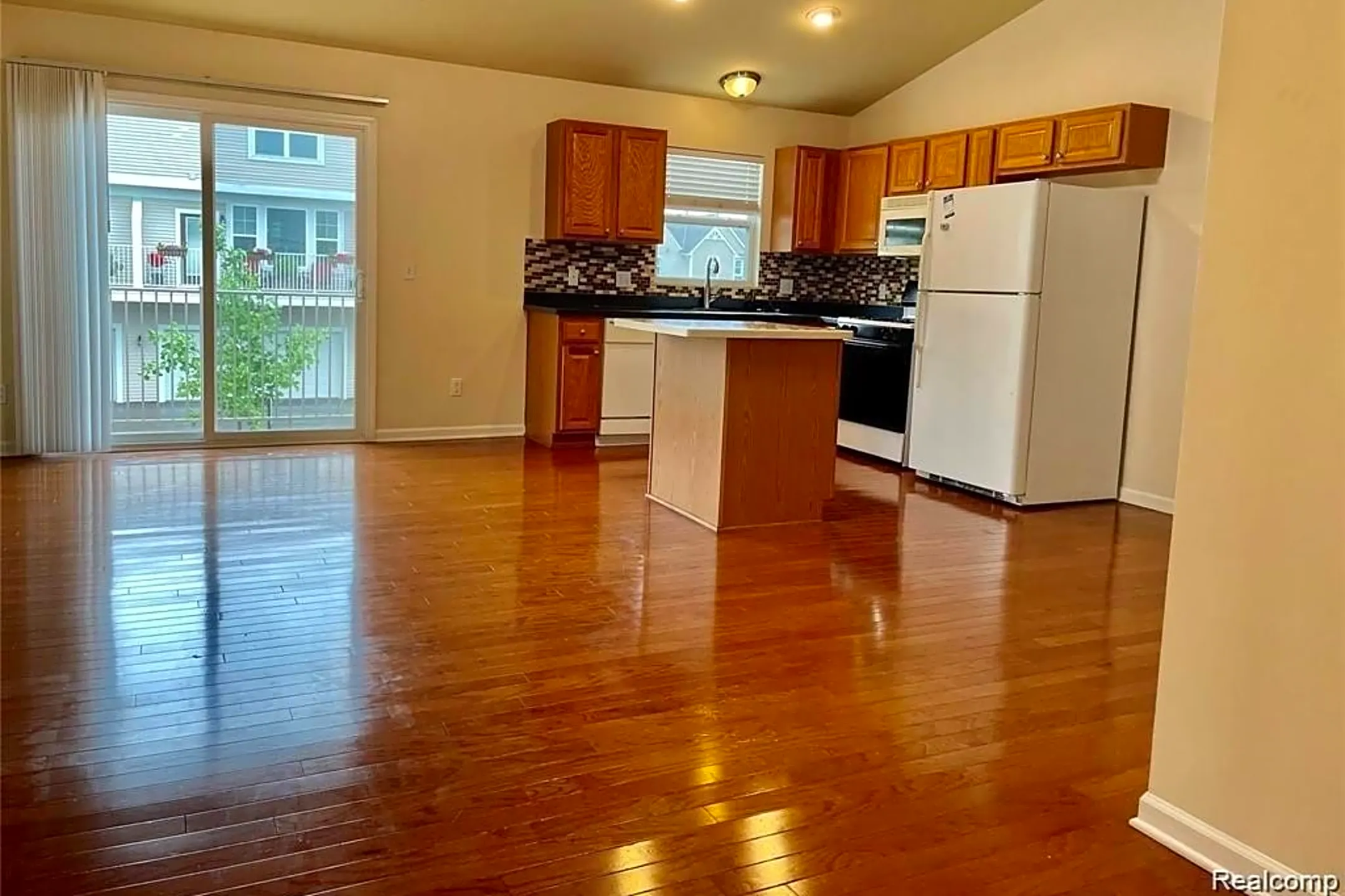 3262 Theodore Wixom, MI Condos for Rent Rent.