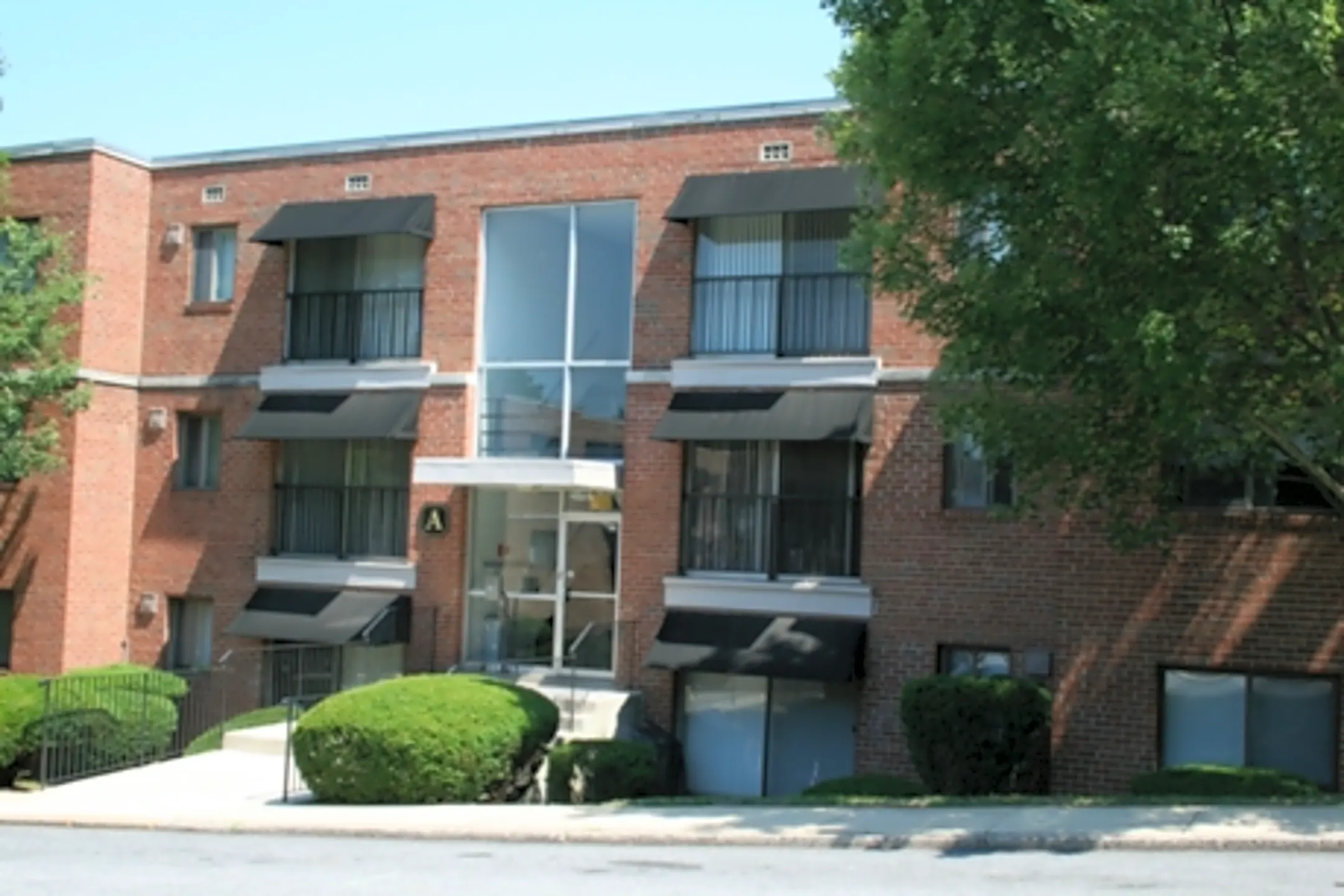 Waterford Apartments Havertown, PA 19083