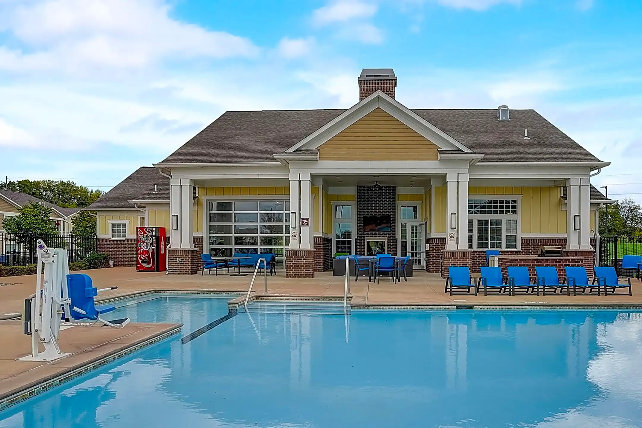 Springs at Egan Drive Apartments Savage, MN 55378