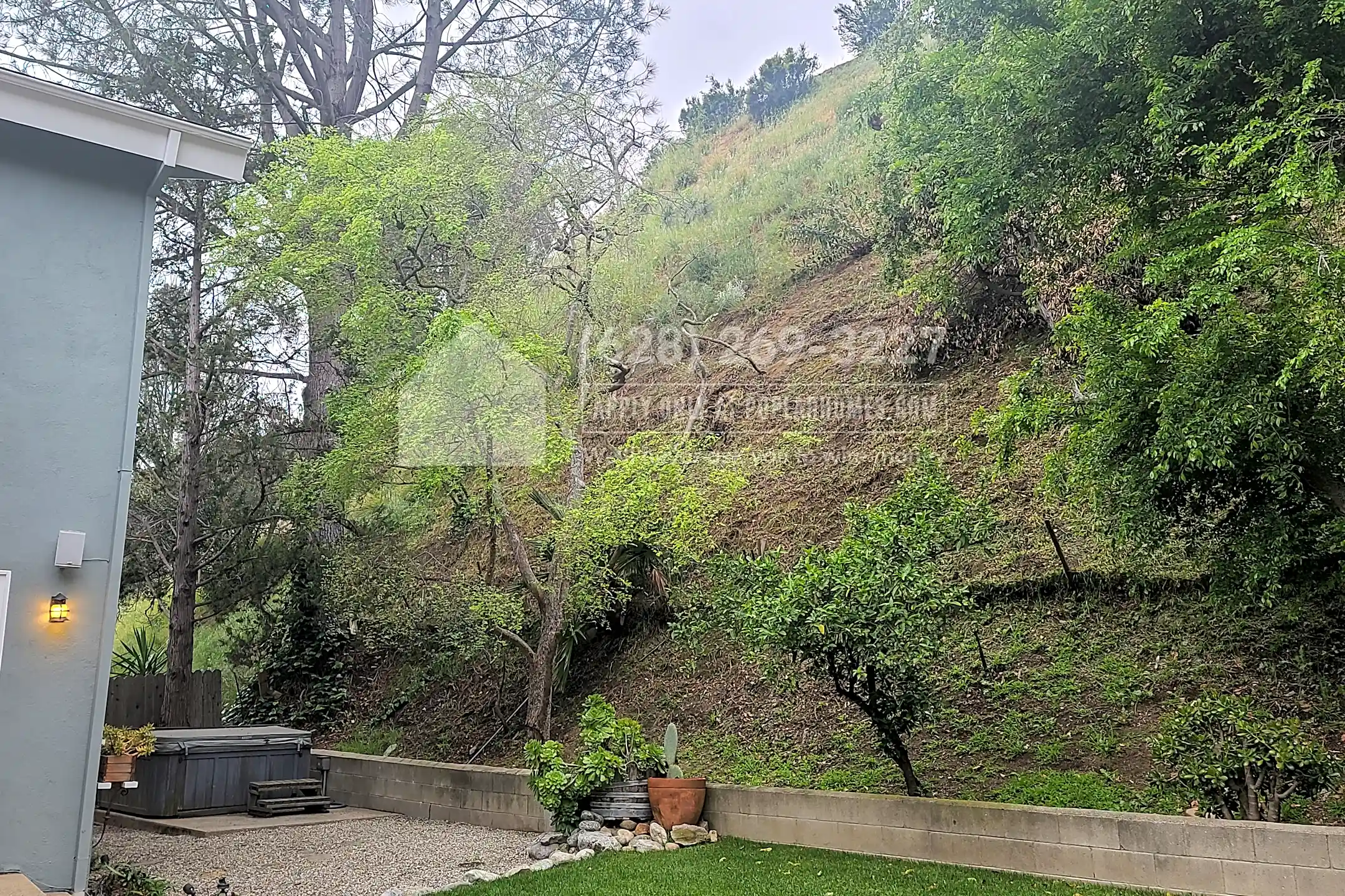 3125 North Beachwood Drive Houses Los Angeles, CA 90068