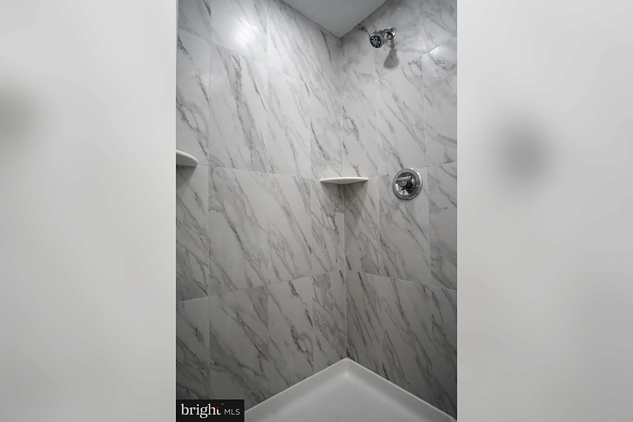 2541 S Clarion St 2541 S Clarion St unit 2 Philadelphia, PA