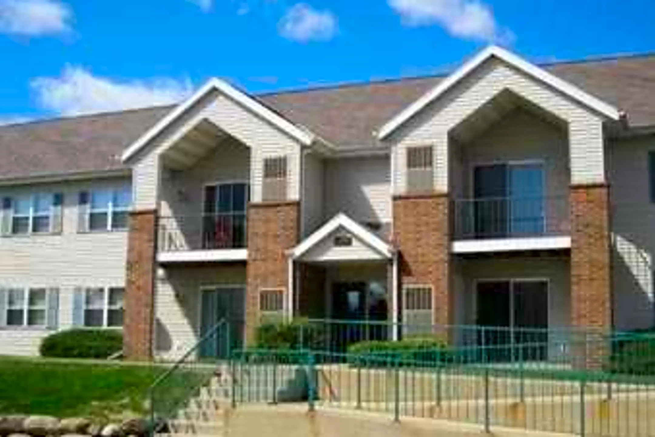 Quarry Ridge Apartments - Fitchburg, WI 53719