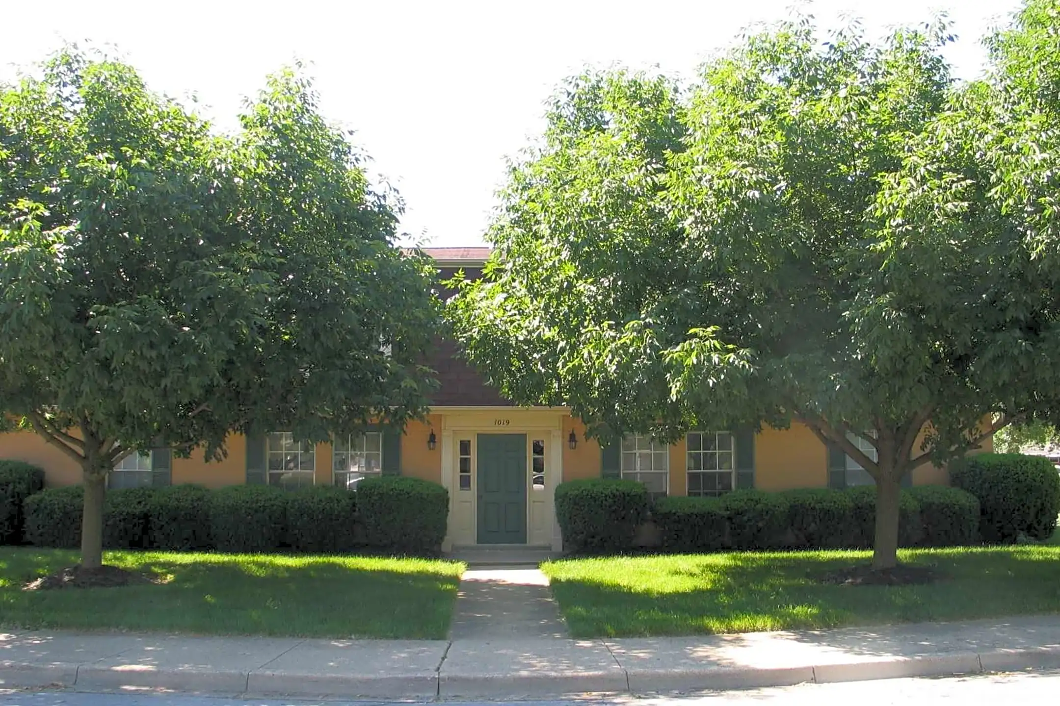 Building - Foxboro Arms Community - Vandalia, OH