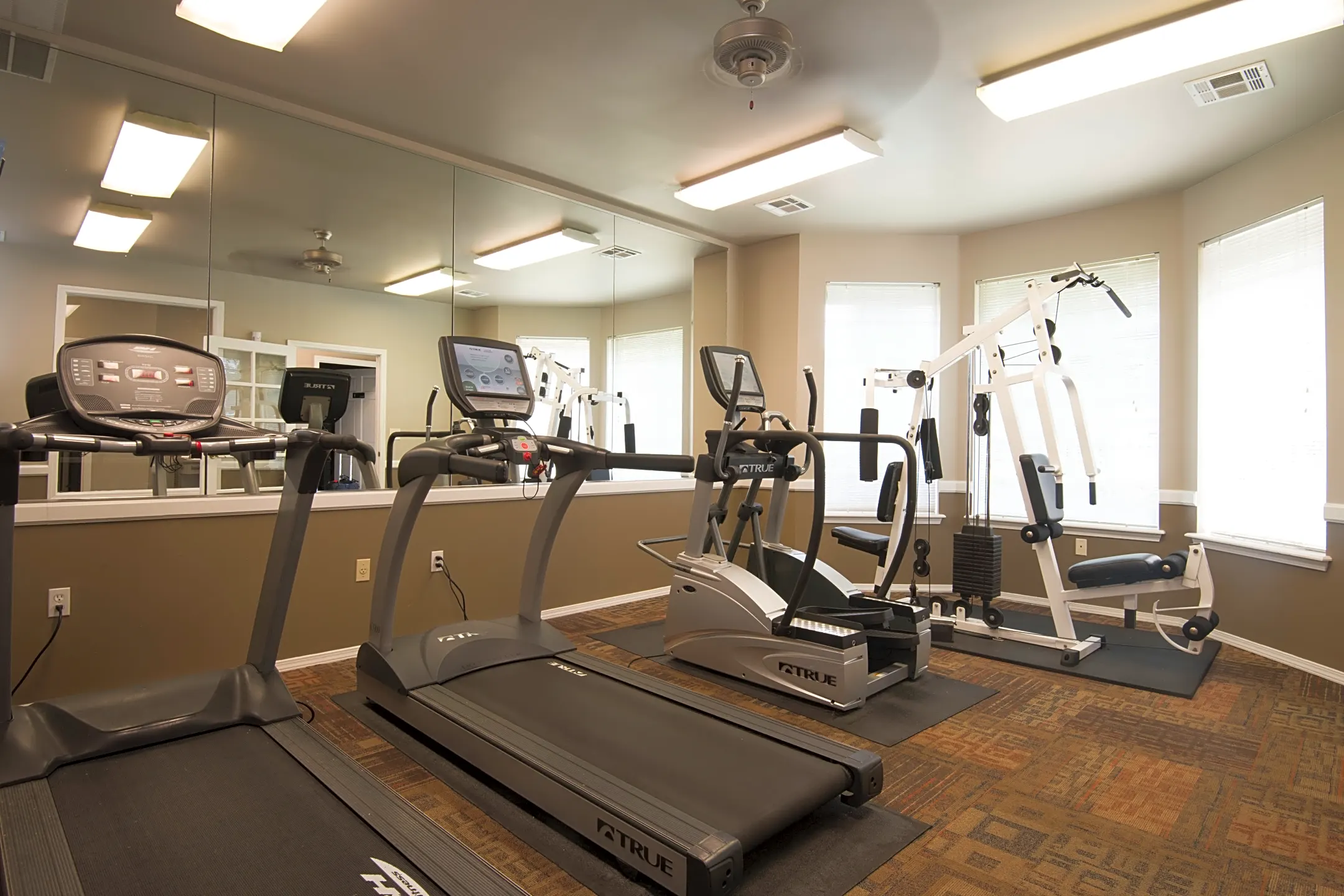 Fitness Weight Room - Crown Chase - Wichita, KS