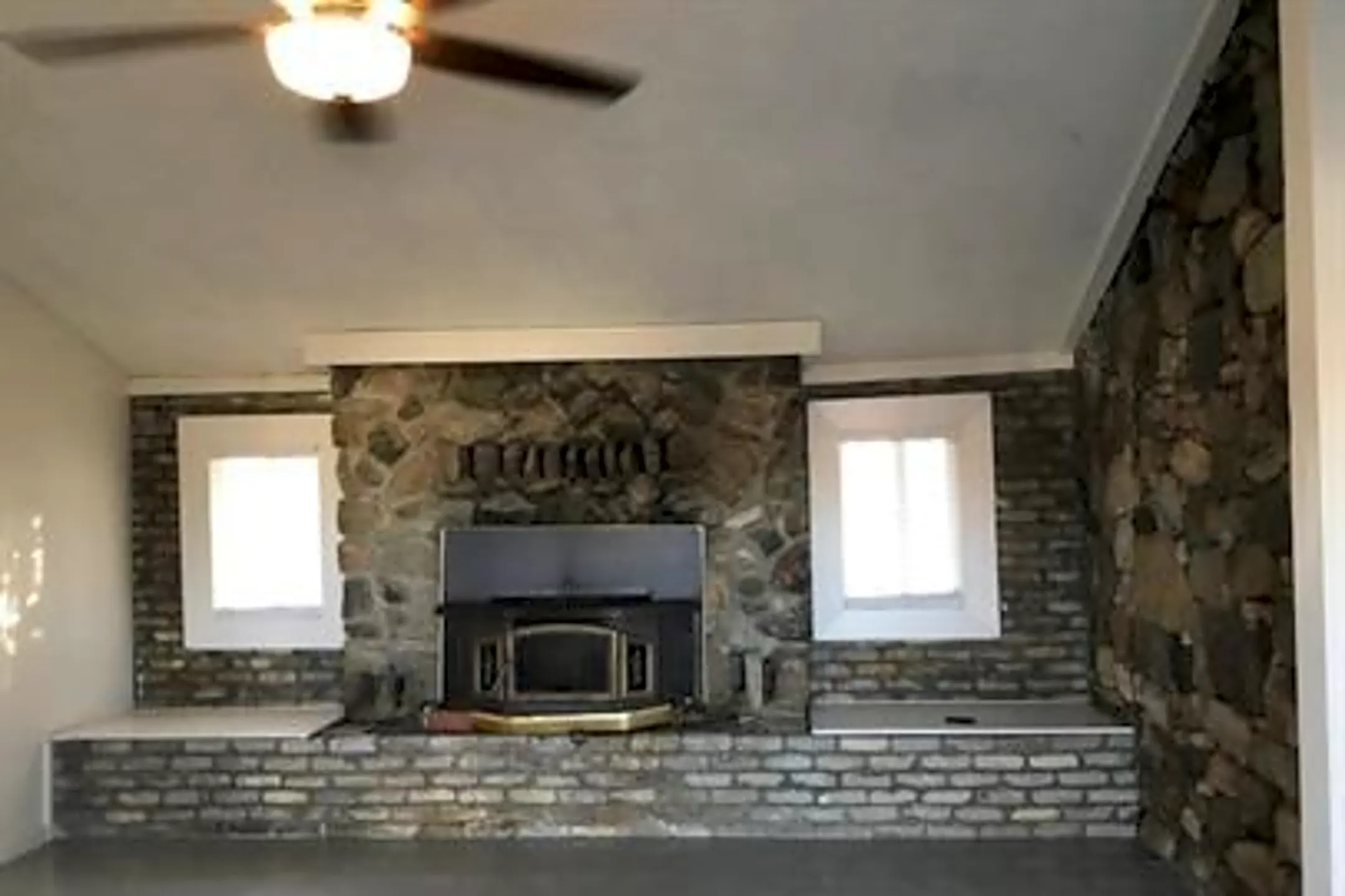 21281 McIntosh St 21281 McIntosh St unit 1 Tehachapi, CA Houses for