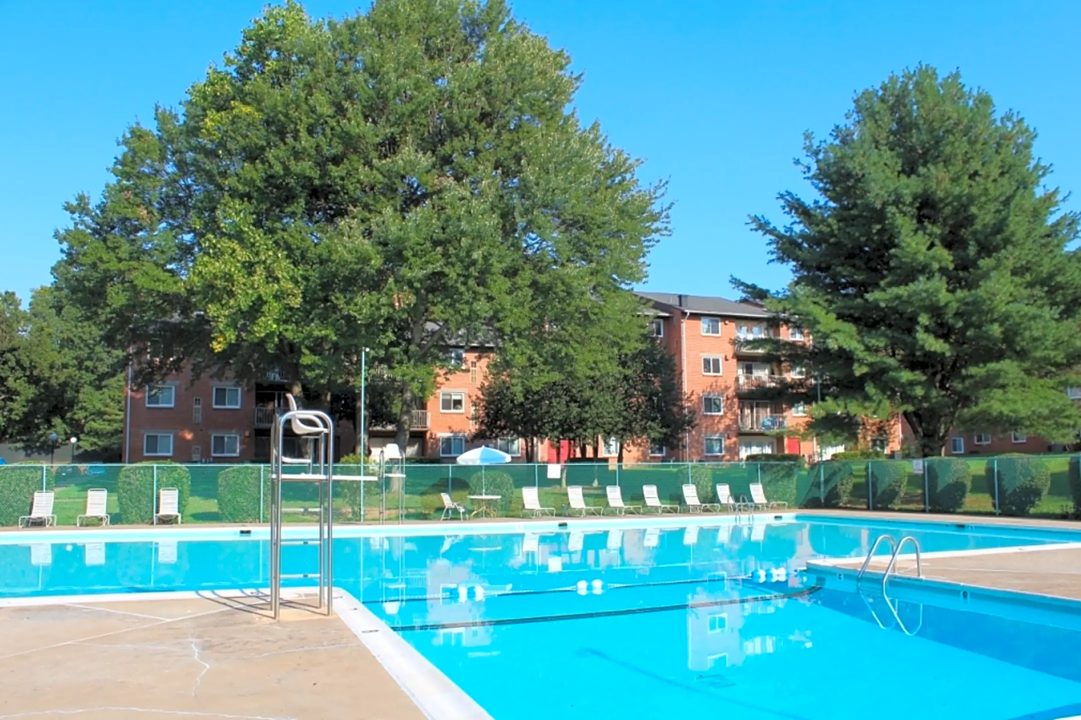 Fairfax Circle Villa Apartments 9555 Blake Lane Fairfax, VA