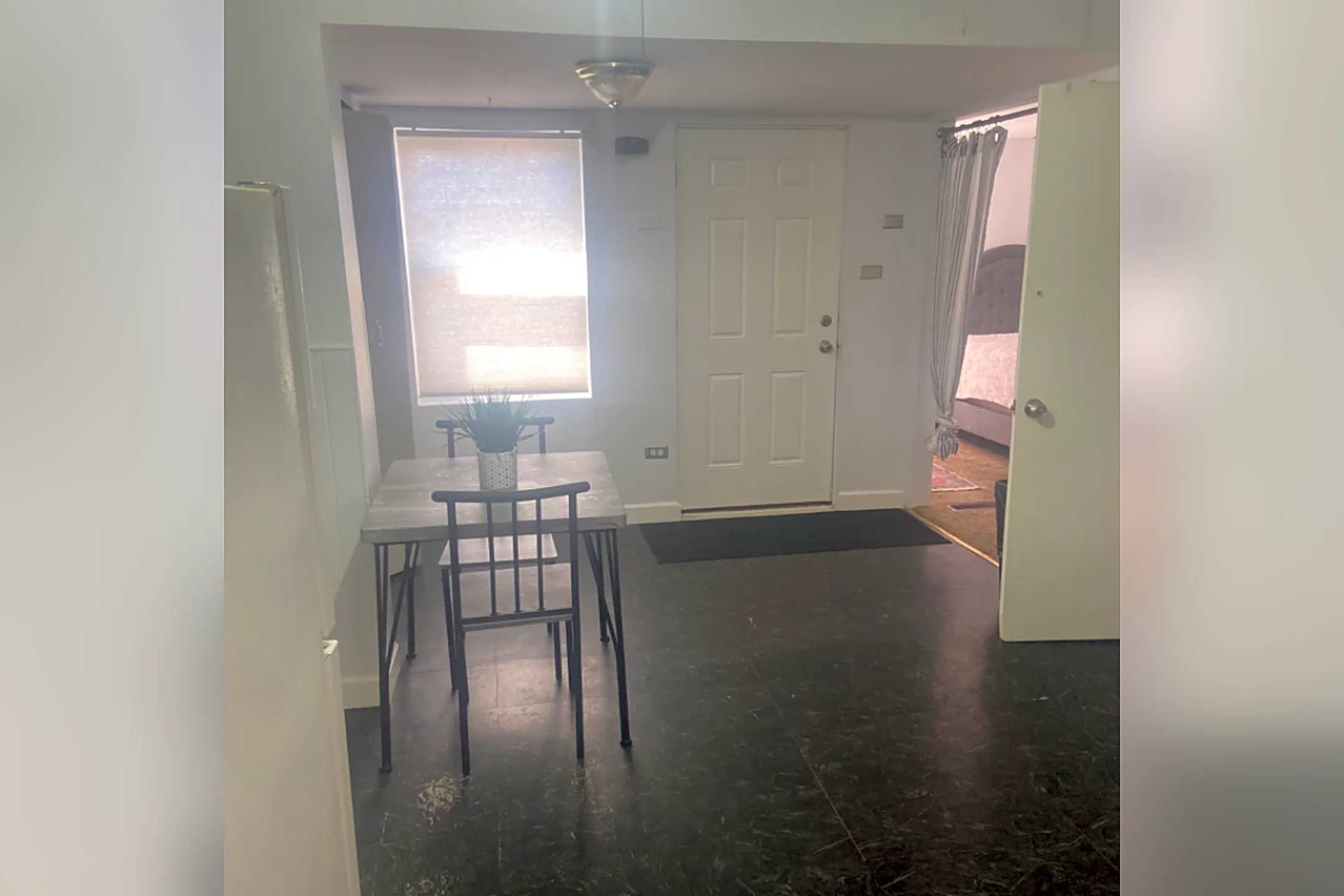 2823 S Loomis St 2823 S Loomis St unit Coach Chicago, IL Houses for