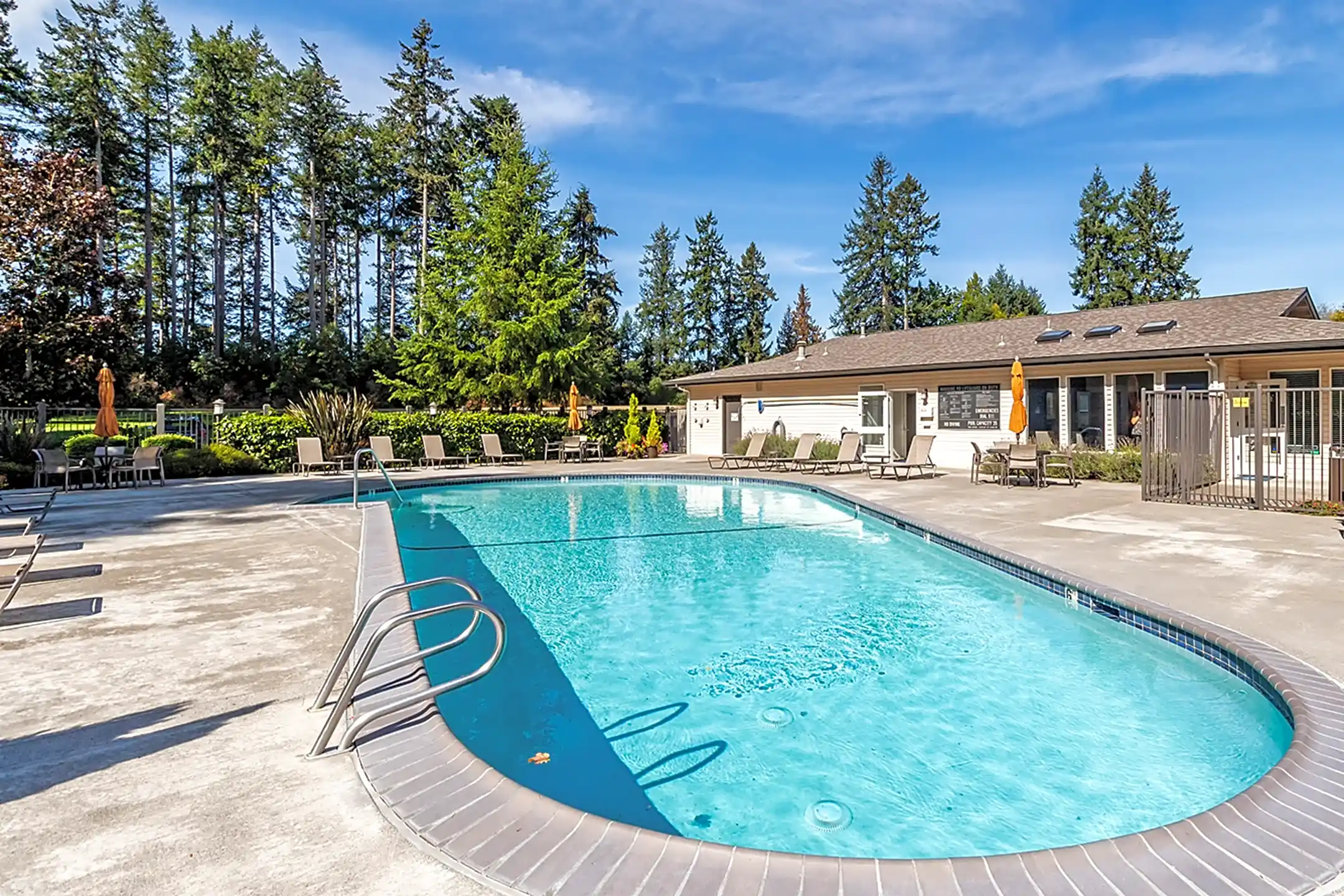 Cliffside 2413 Cliffside Ln NW Gig Harbor, WA Apartments for Rent