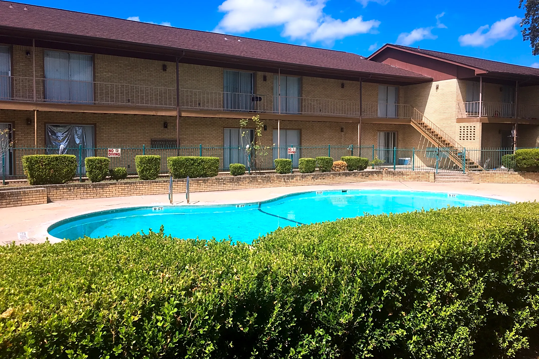 executive-apartments-158-de-chantle-rd-san-antonio-tx-for-rent-rent