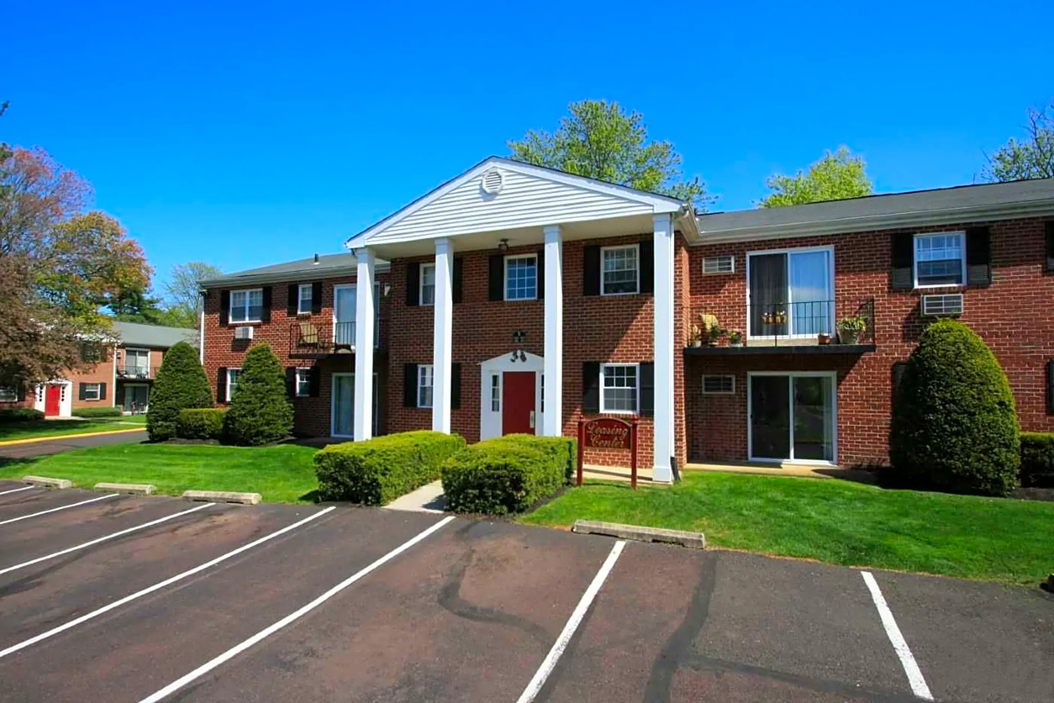 The Dorchester Apartments 801 Willopenn Dr Southampton, PA