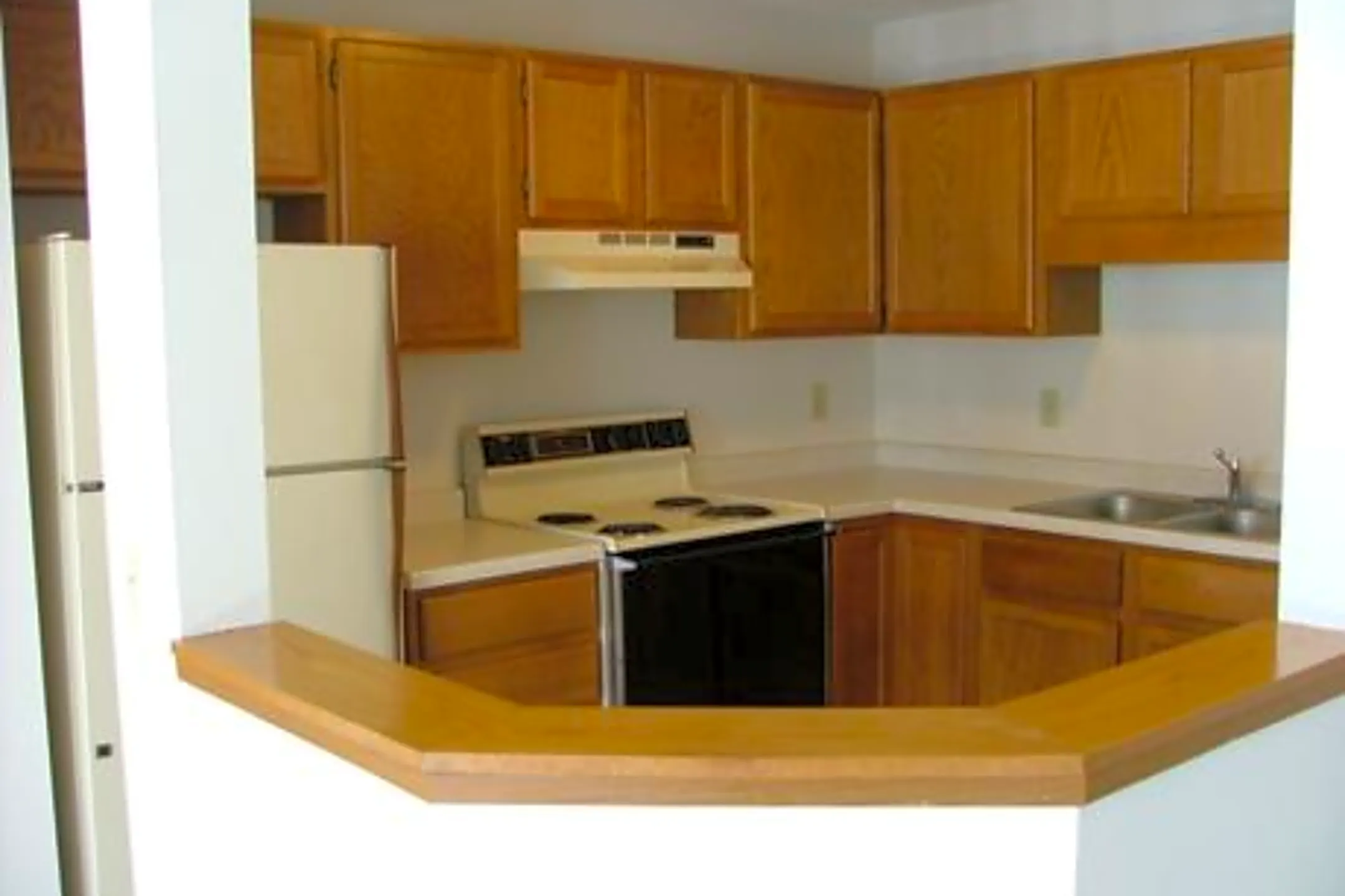 Sun Lake 1045 Yellow Brick Rd Chaska, MN Apartments for Rent Rent.