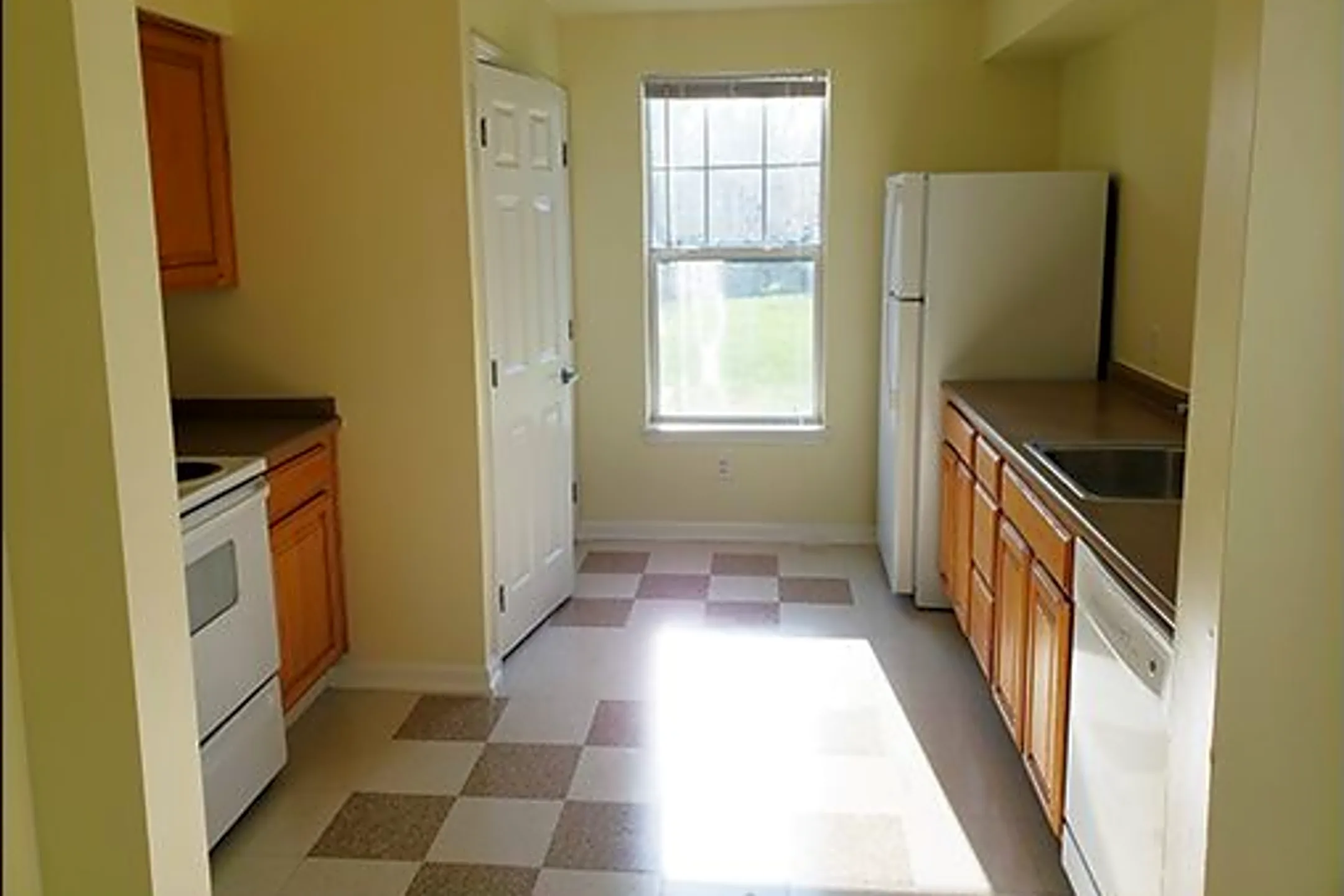 Laurel Estates Uniontown, PA 15401