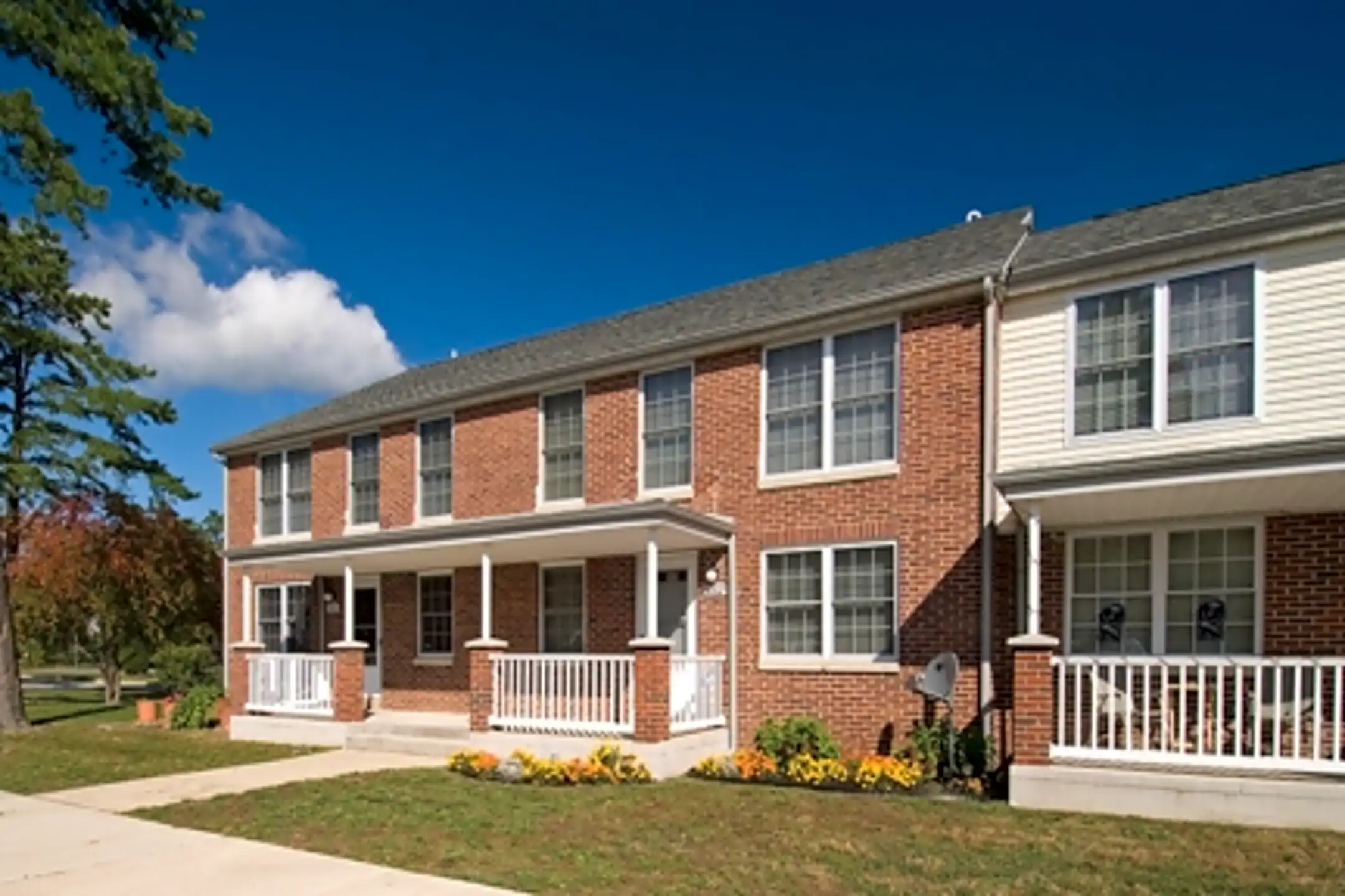 NAES Lakehurst 1053 Pinehurst Est Lakehurst, NJ Apartments for Rent