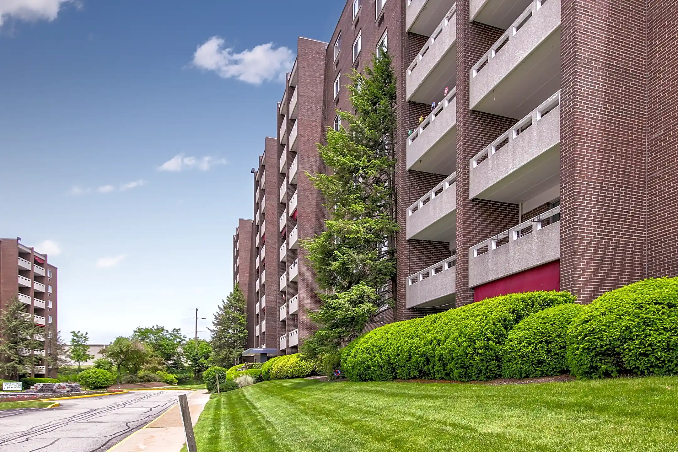 Walnut Crossings Apartments 4175 Ivanhoe Dr Monroeville, PA Apartments for Rent Rent.