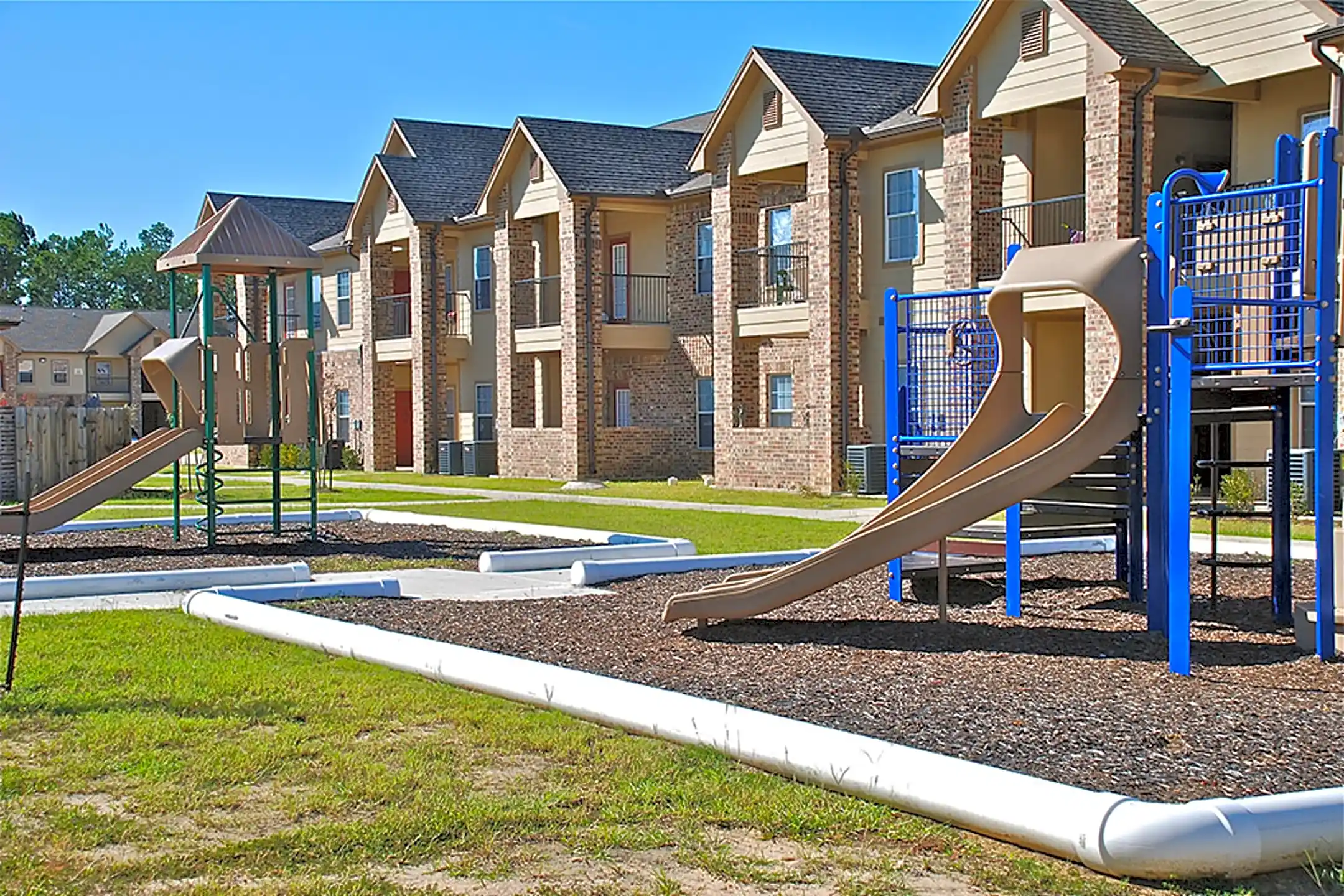 Oakleaf Estates Apartments Silsbee, TX 77656