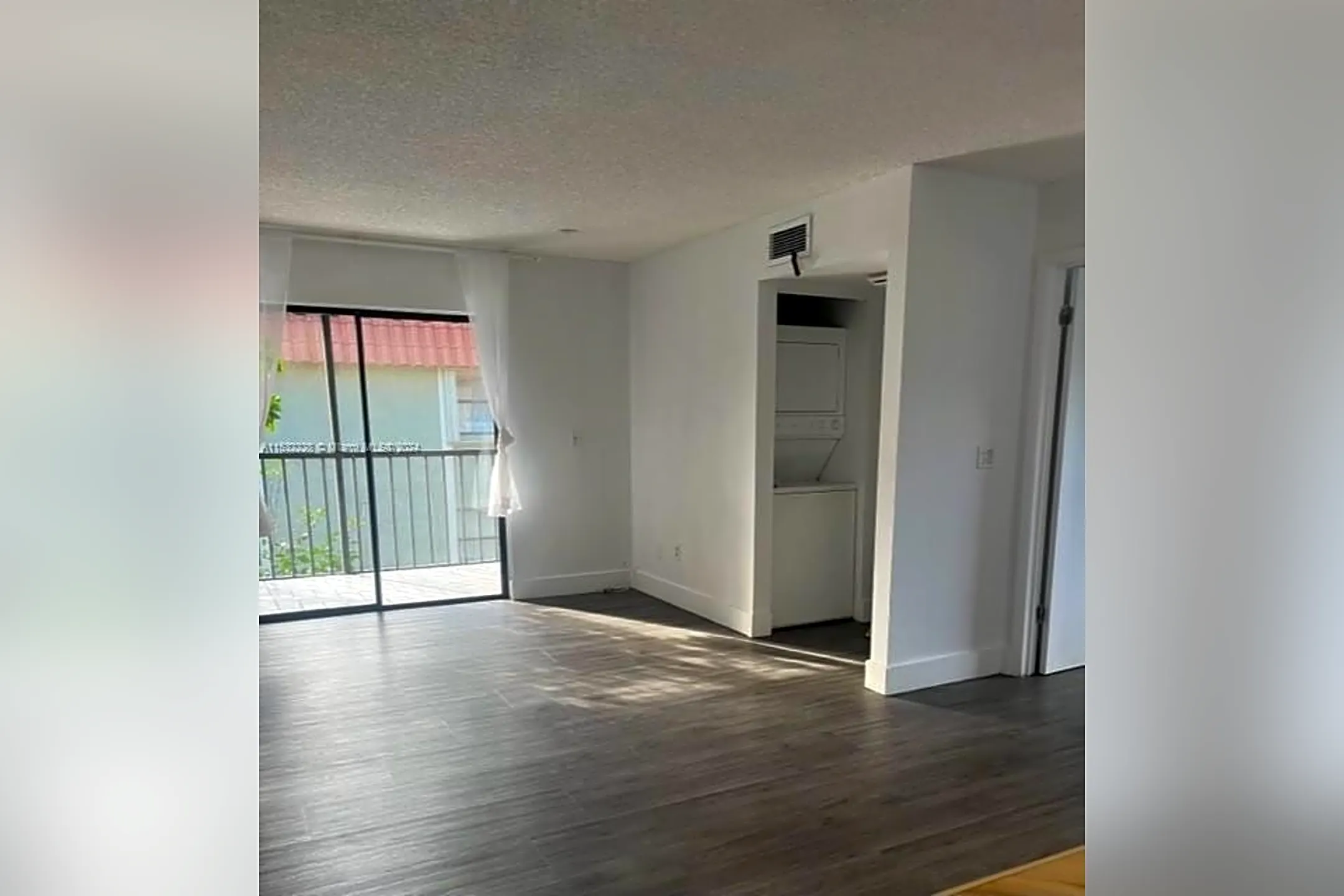 9702 Hammocks Blvd 202 Condos Miami, FL 33196