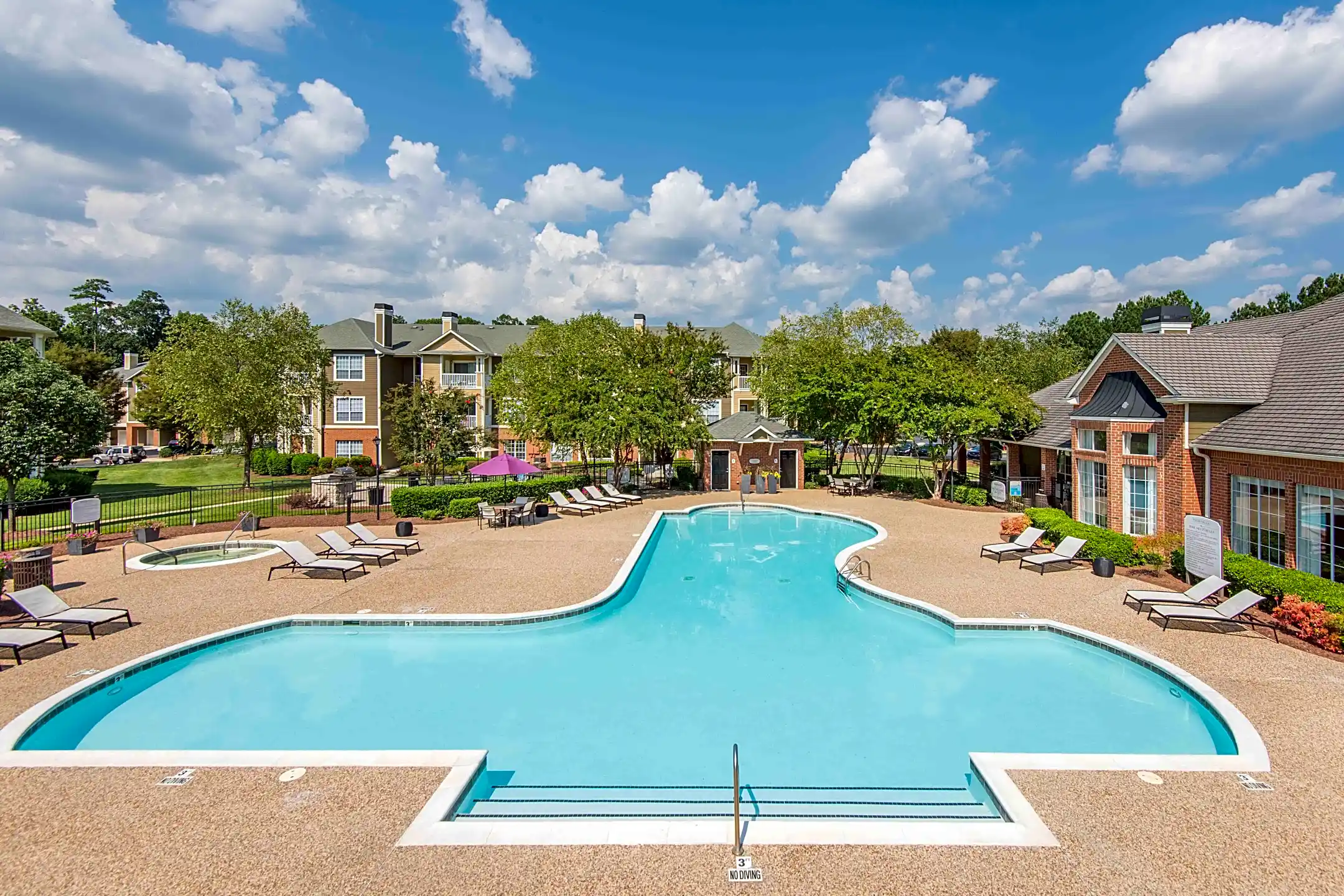 Thornhill Apartments 7203 Plumleaf Rd Raleigh, NC Apartments for