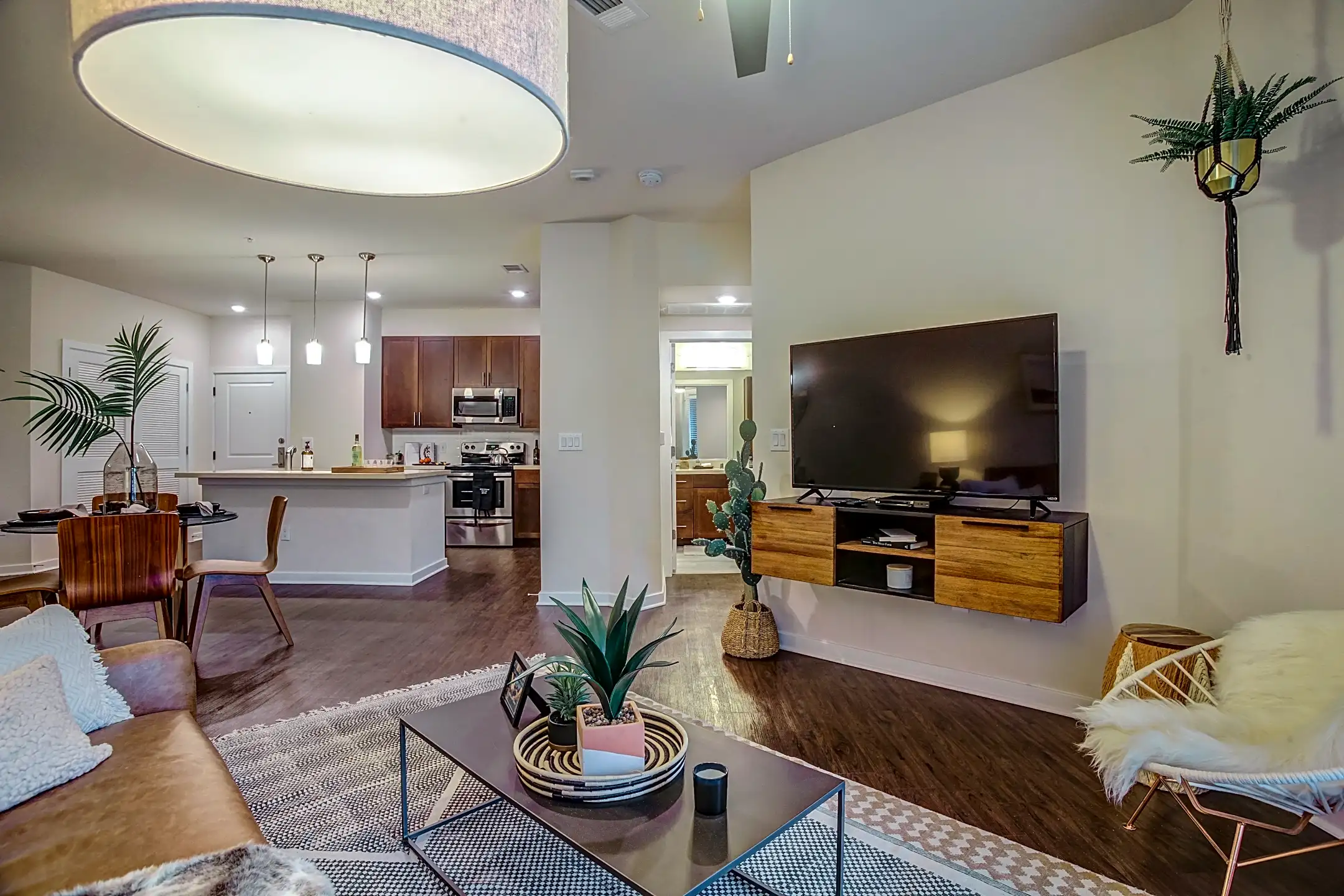 imt-prestonwood-15480-dallas-pkwy-dallas-tx-apartments-for-rent