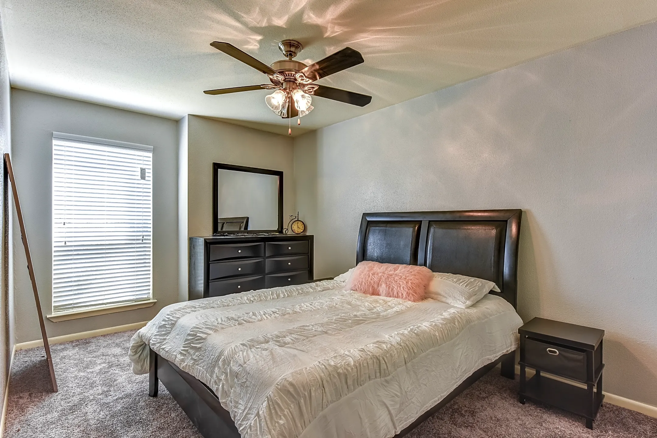 Kingston Port - 6162 Misty Meadow Rd | Corpus Christi, TX Apartments ...