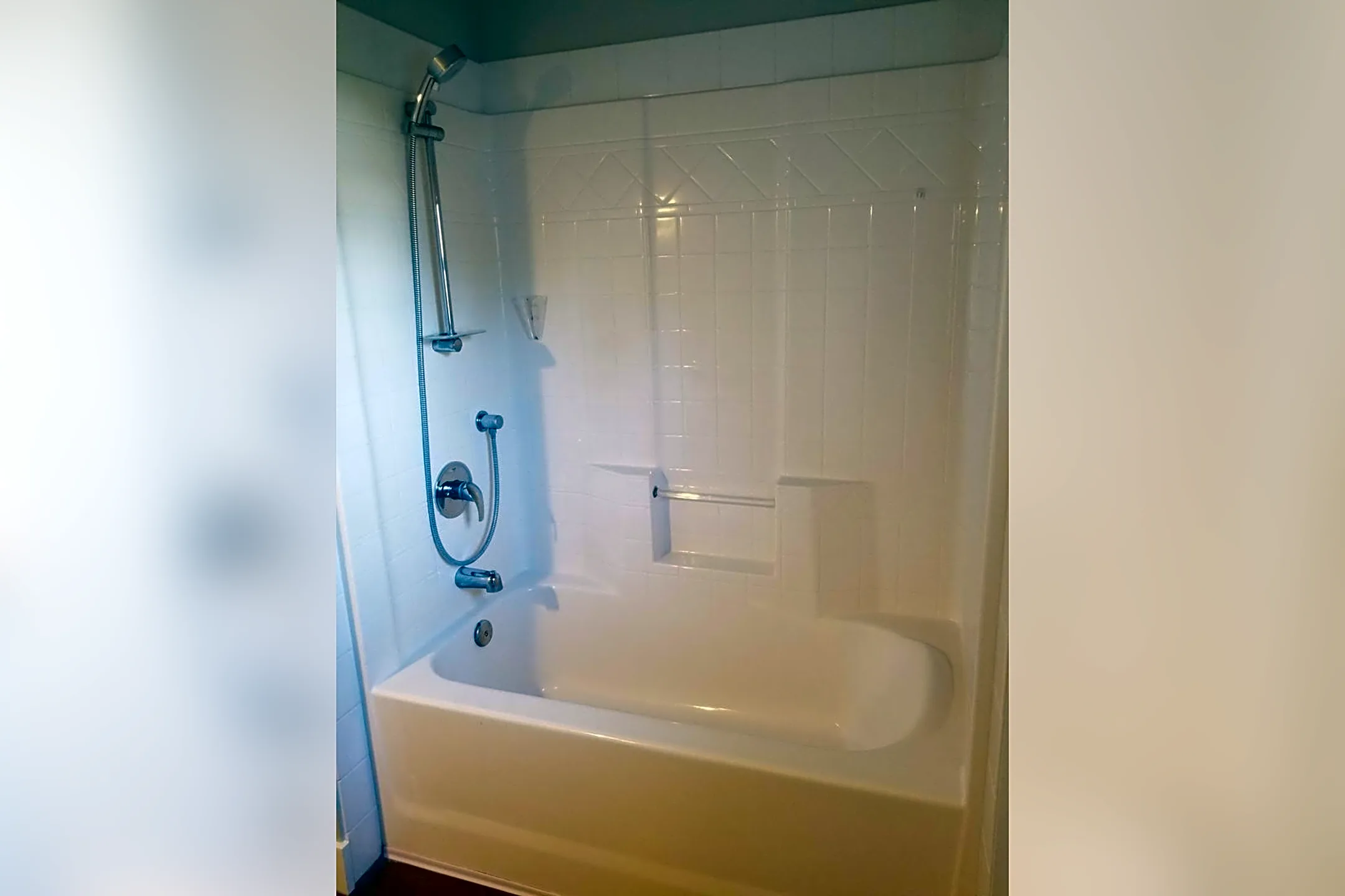 8247 Tracyton Blvd NW Houses Bremerton, WA 98311