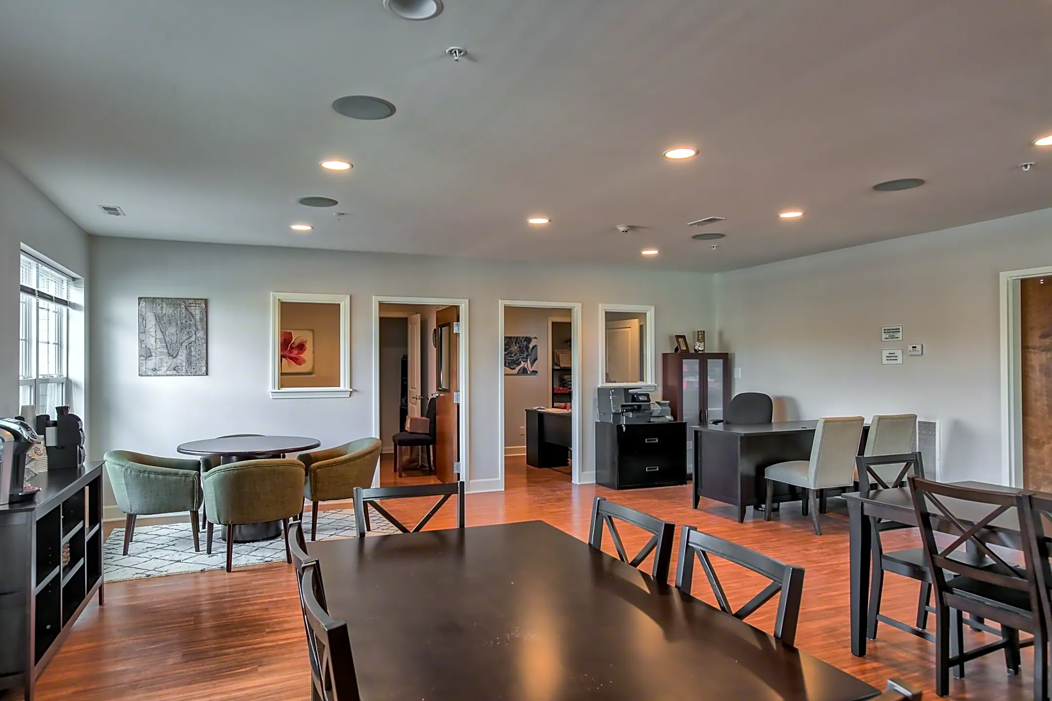 Iroquois Village Apartments 9 Alvino Way Niskayuna, NY Apartments