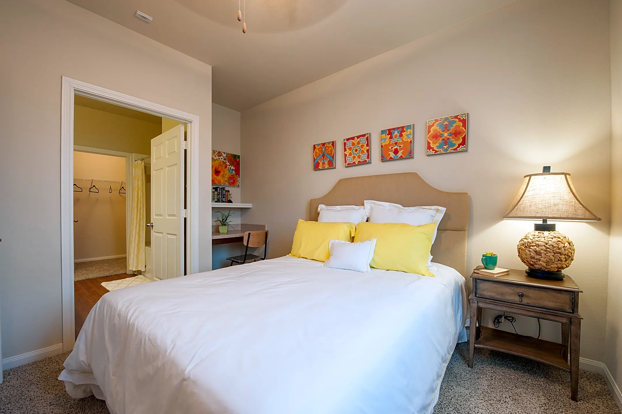 Oak Tree Kingsville, TX 78363