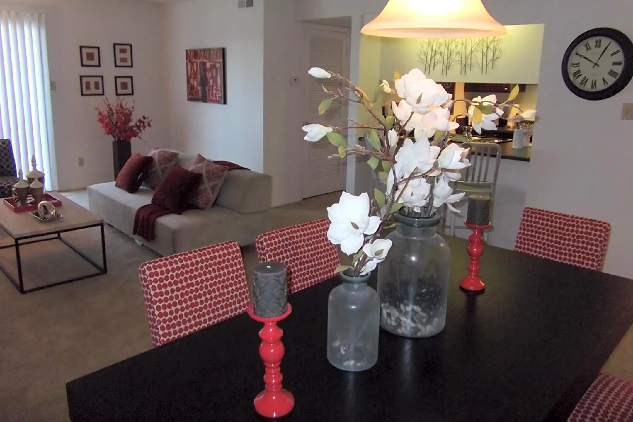 Waterfront Crossing at Creve Coeur 807 Cross Creek Drive Saint Louis, MO Apartments for Rent
