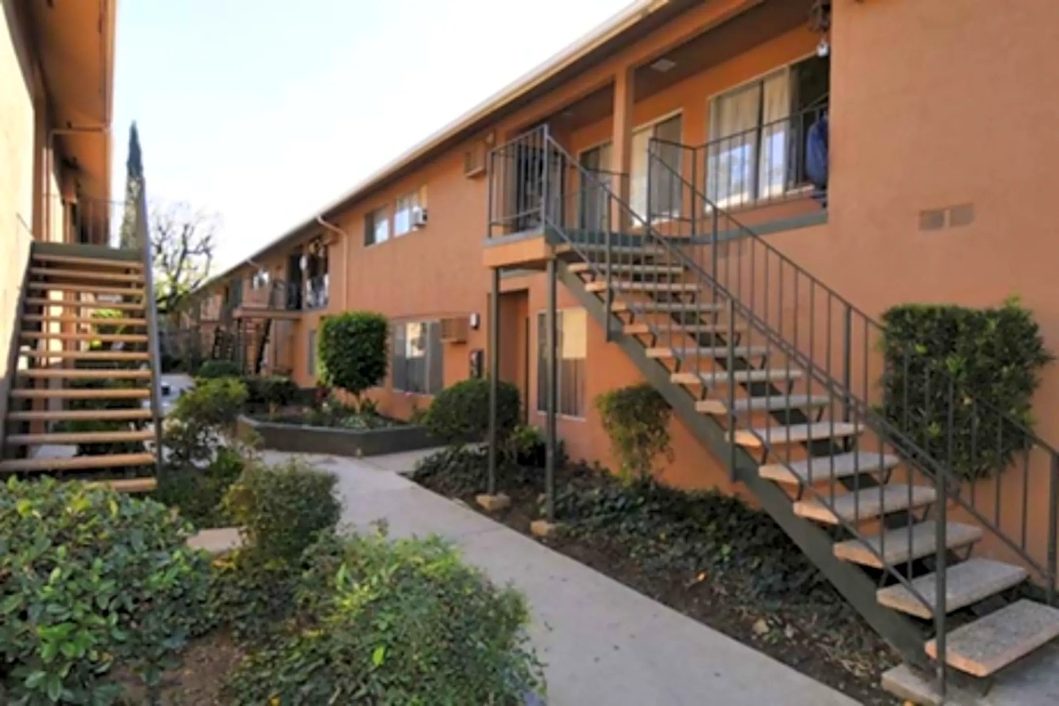 Glenwood Apartments 18323 Vanowen St Reseda, CA Apartments for Rent