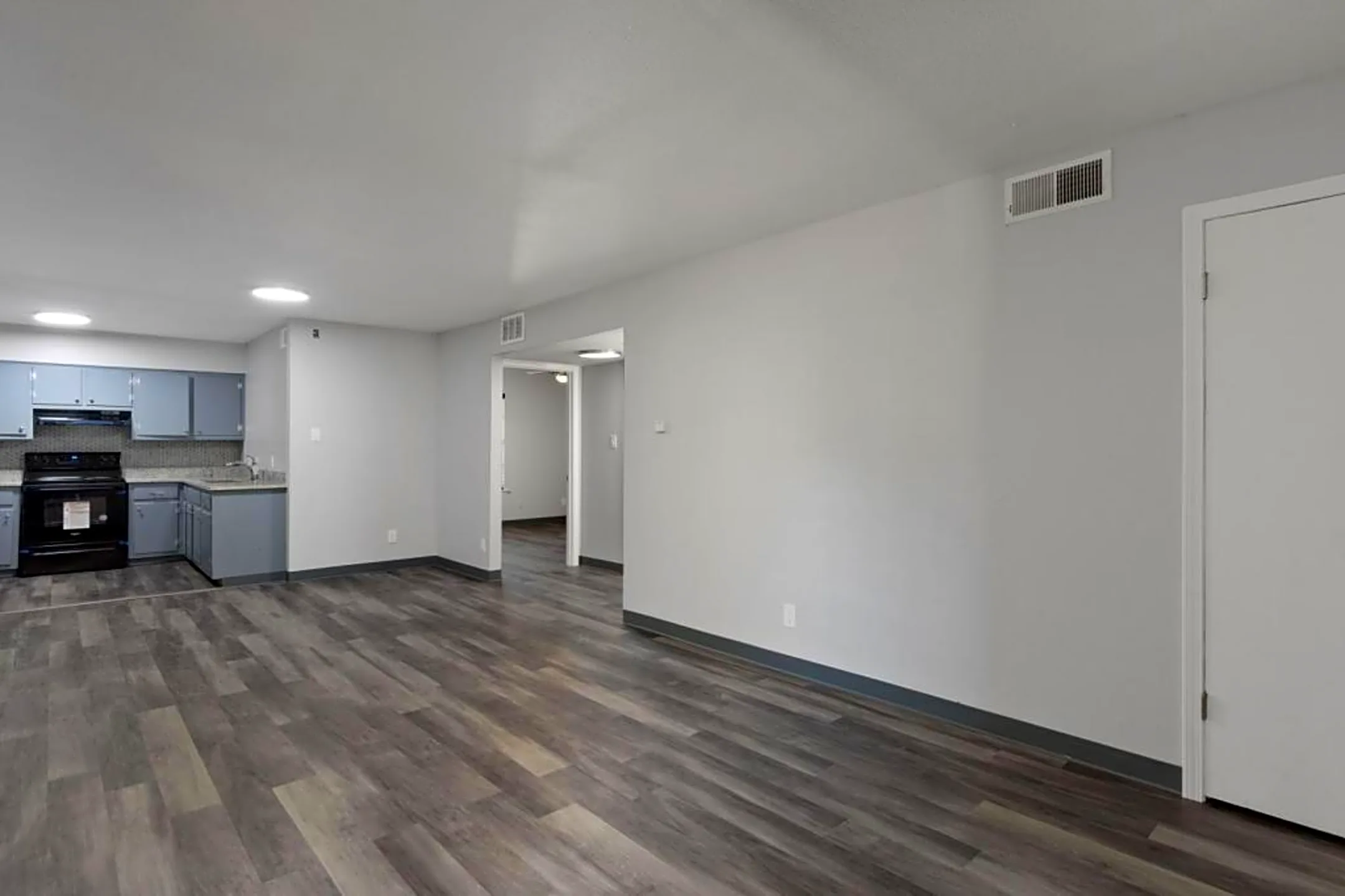 1283 E Raines Rd 1283 E Raines Rd unit 9 Memphis, TN Apartments for