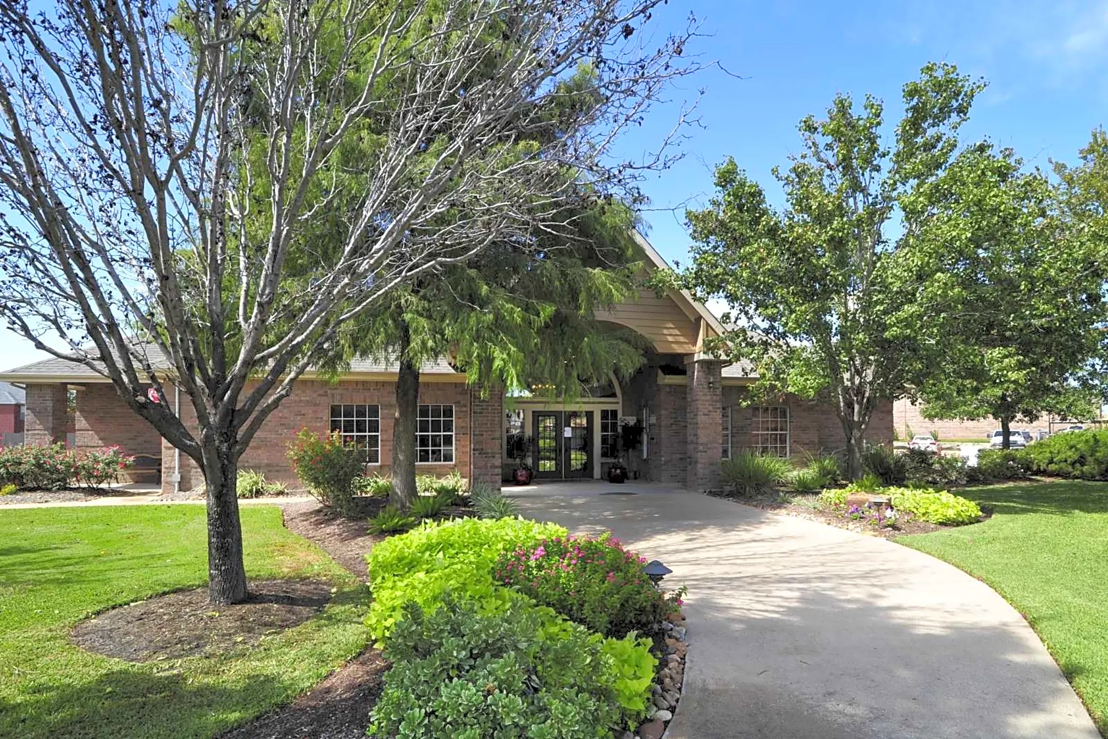 Leasing Office - The Enclave - College Station, TX