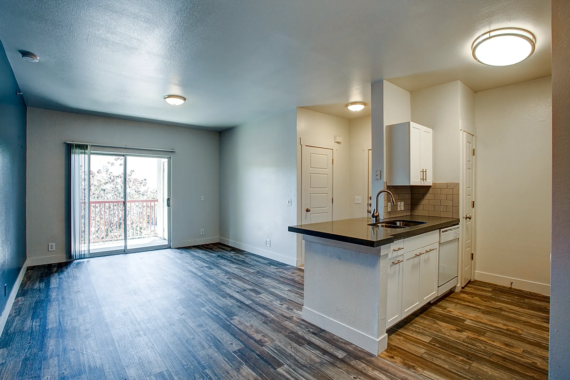 Preston Hollow 4150 South 300 East Salt Lake City, UT Apartments