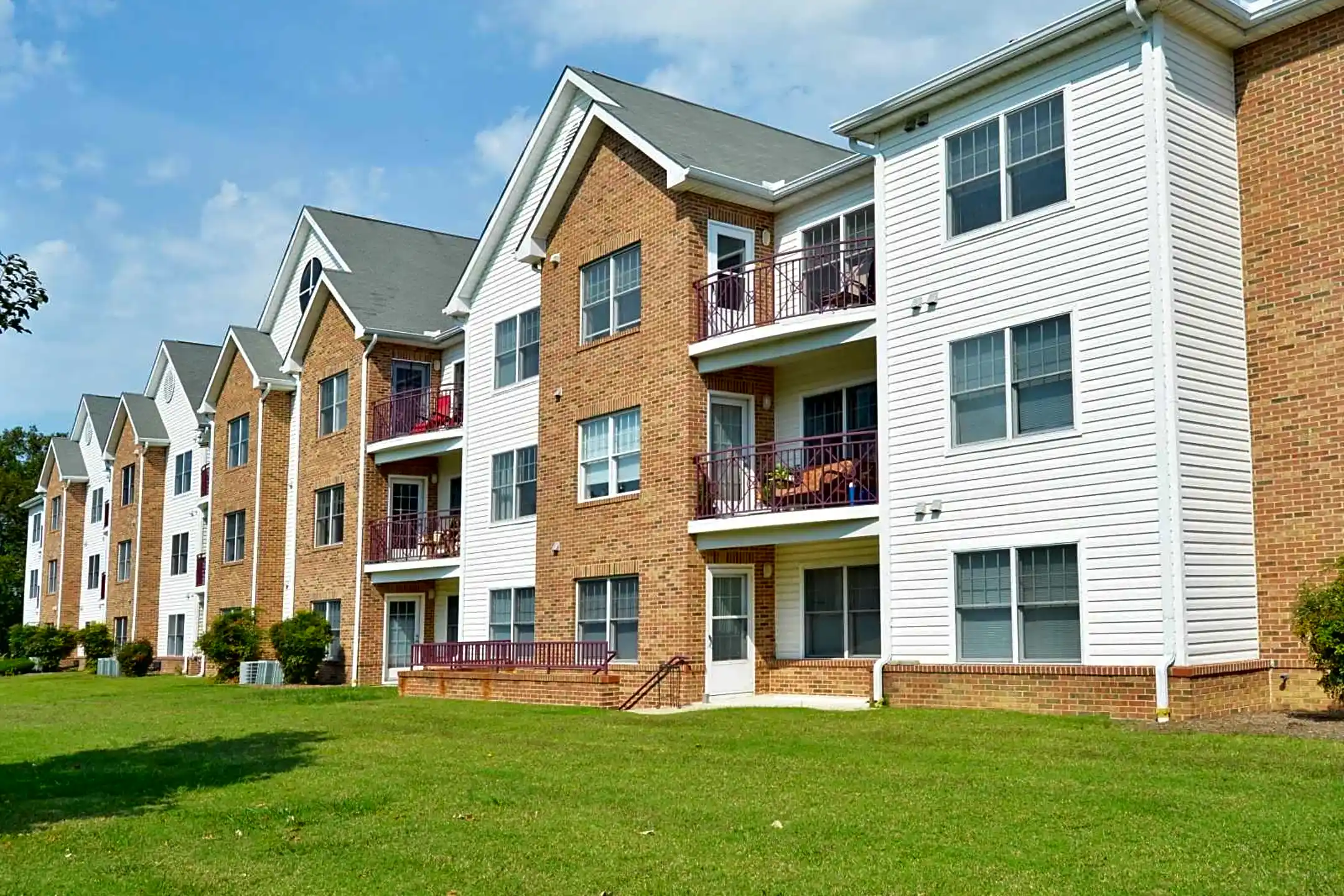 Silver Mill Apartments - 100 Hiawatha Lane | Dover, DE Apartments for ...