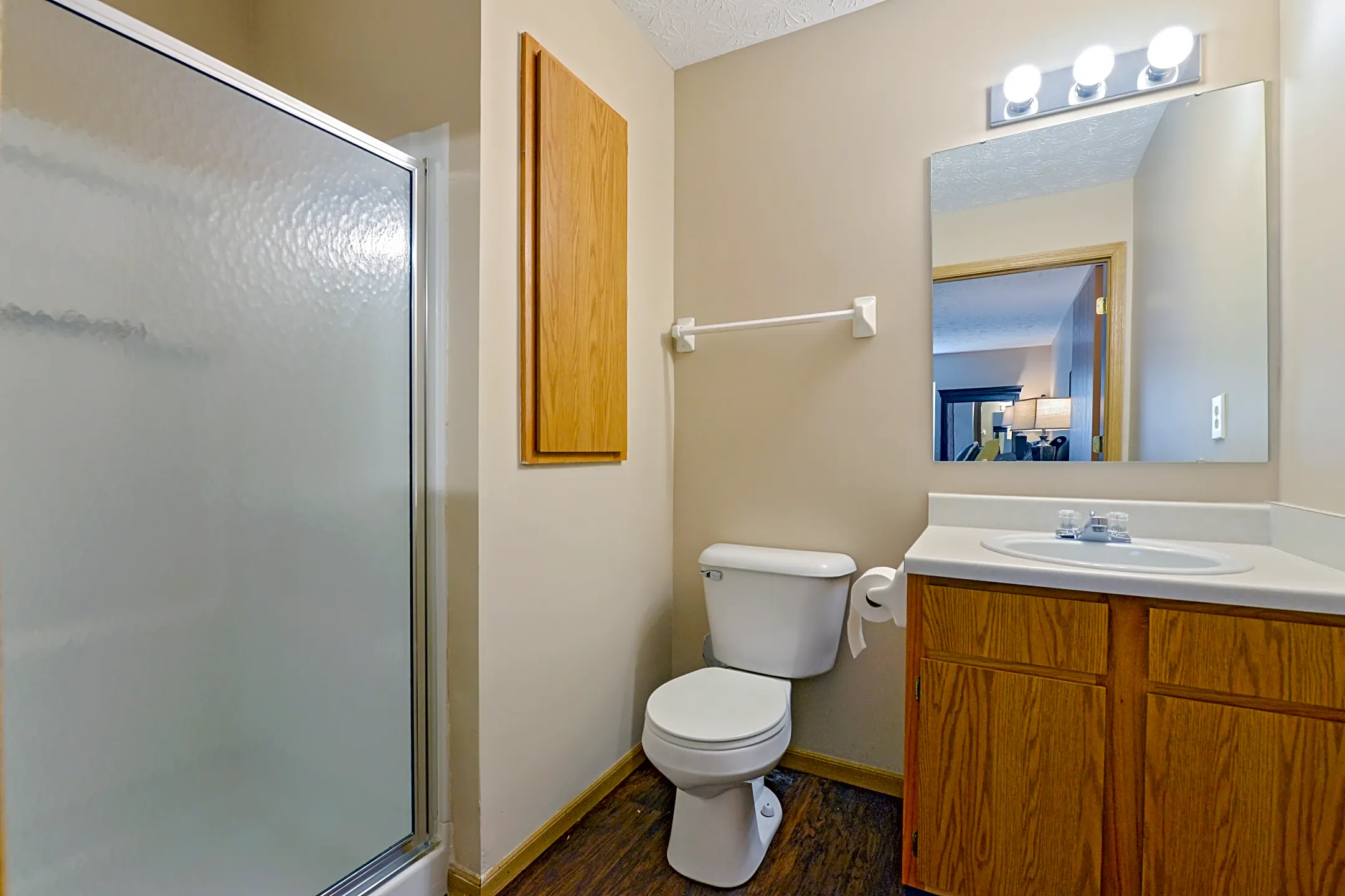 Bathroom - Brookview Apartments - Columbus, OH