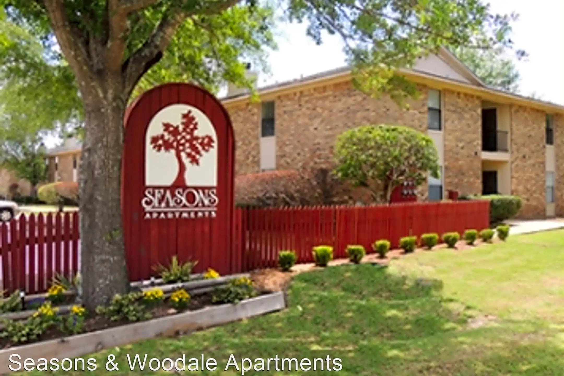 Community Signage - Seasons & Woodale Apartments - Monroe, LA