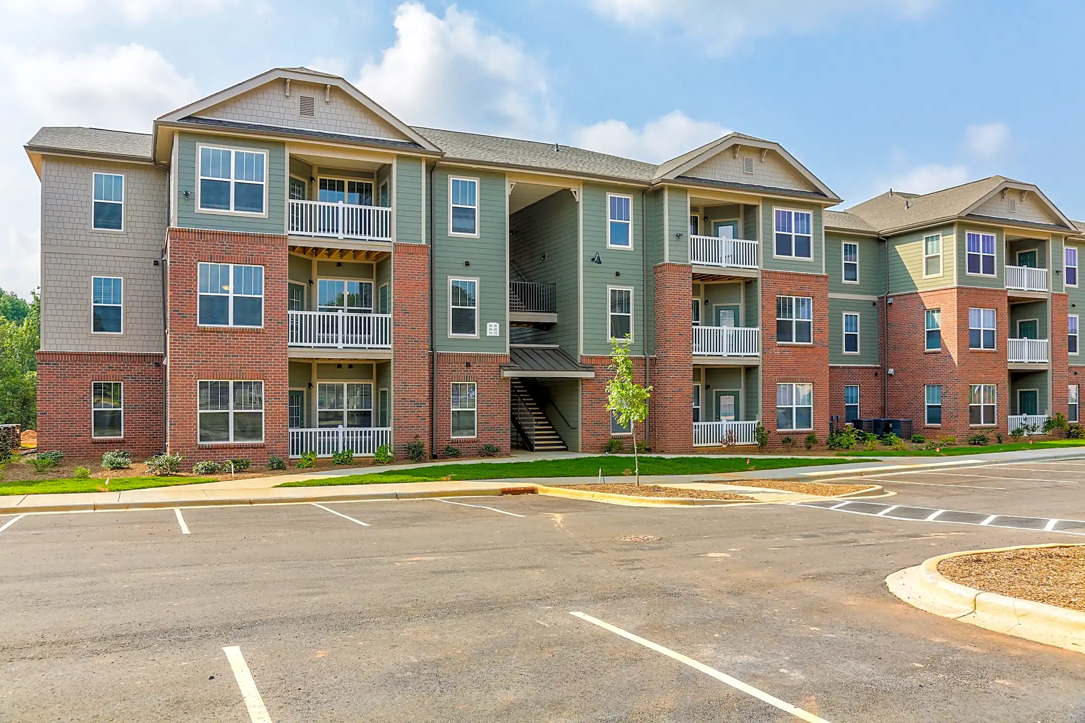 Cambridge Oaks II 107 Kings Oak Cir Kings Mountain, NC Apartments