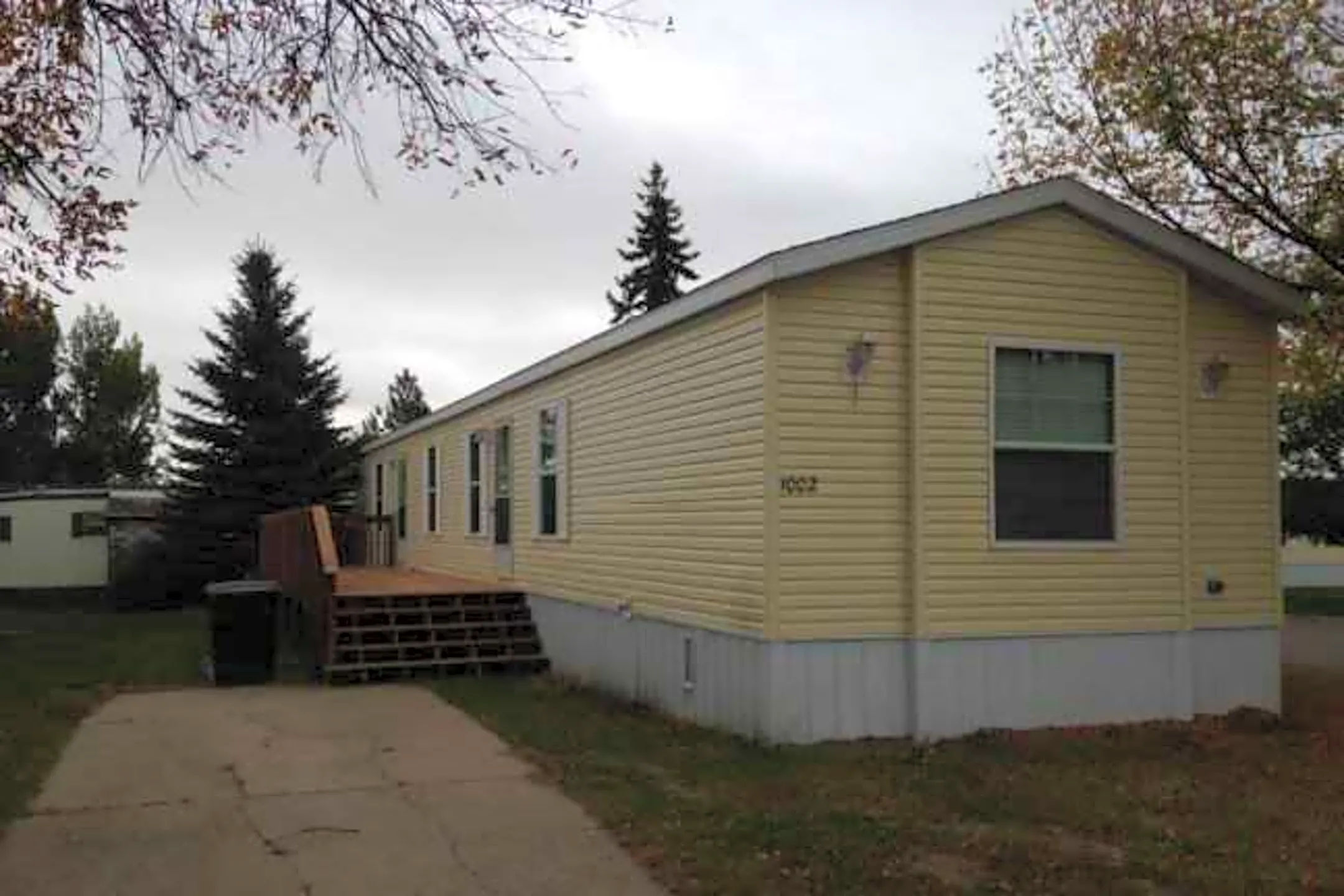 FM Parkway 1912 Sioux St Williston, ND Houses for Rent Rent.