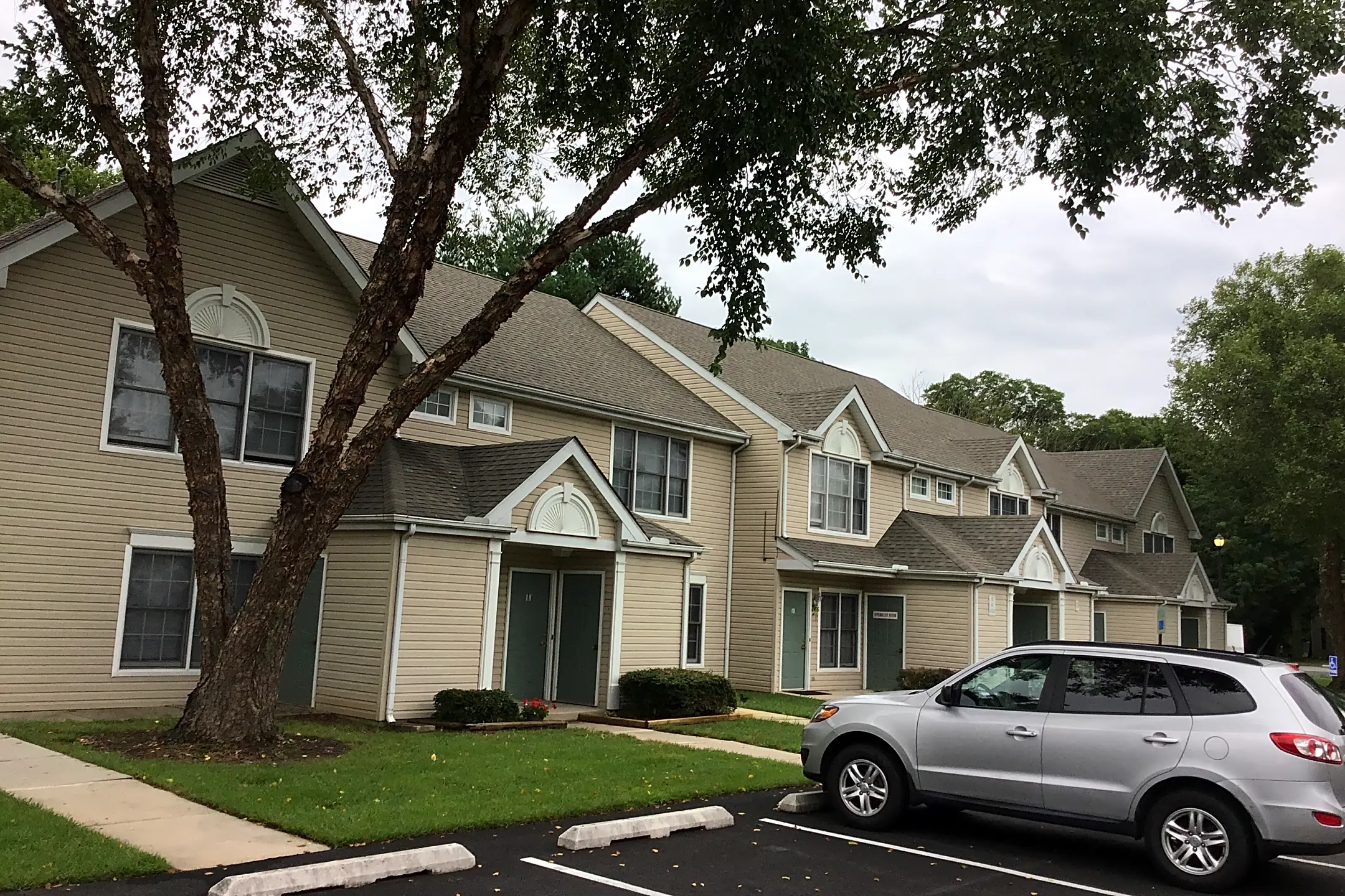 Laurel Apartments - Dover, DE 19901