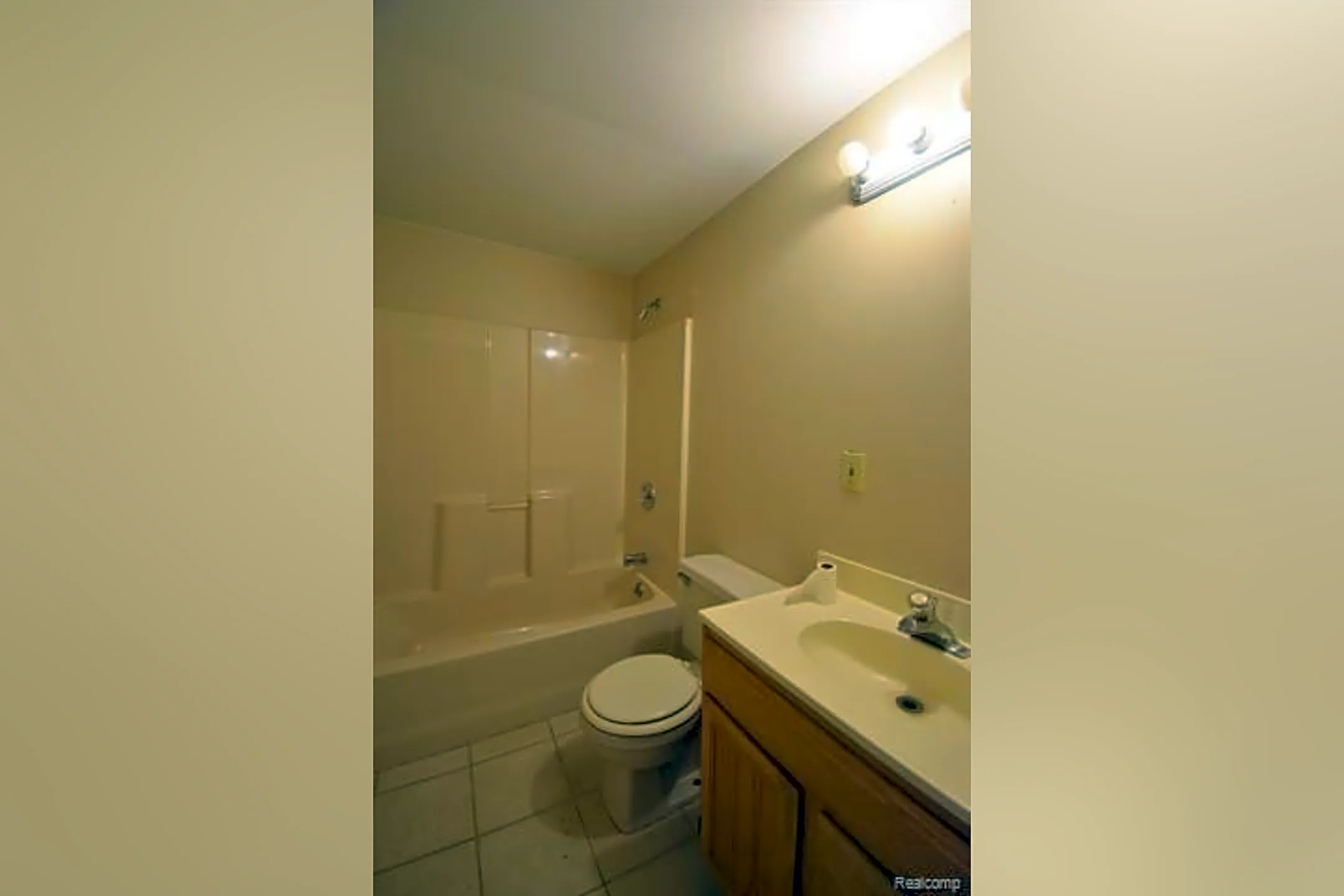 2359 Baseview Dr Pinckney, MI Houses for Rent Rent.