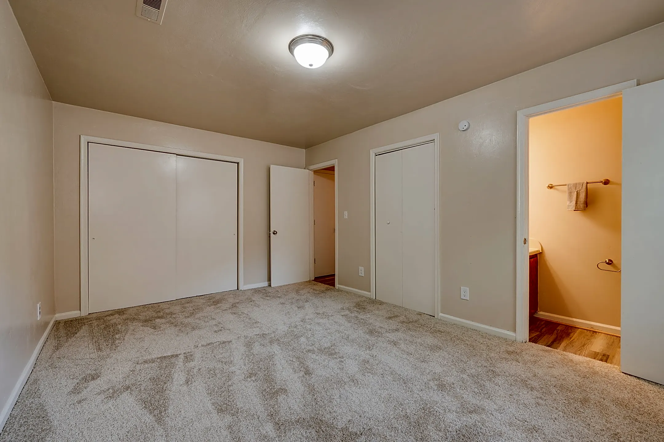 6141a Old College Dr Condos Suffolk, VA 23435