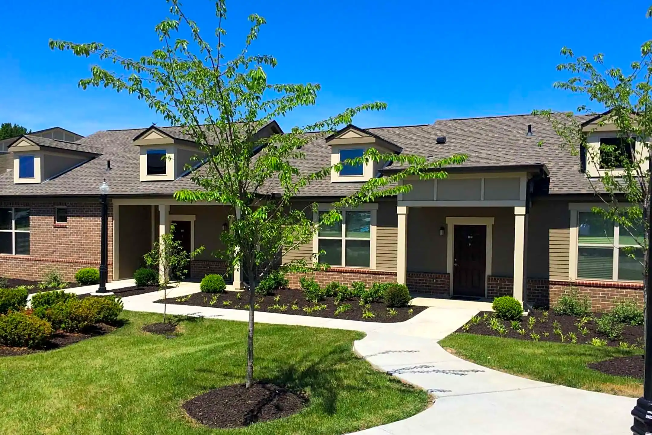 Building - River's Edge At Eastside Pointe - Covington, KY