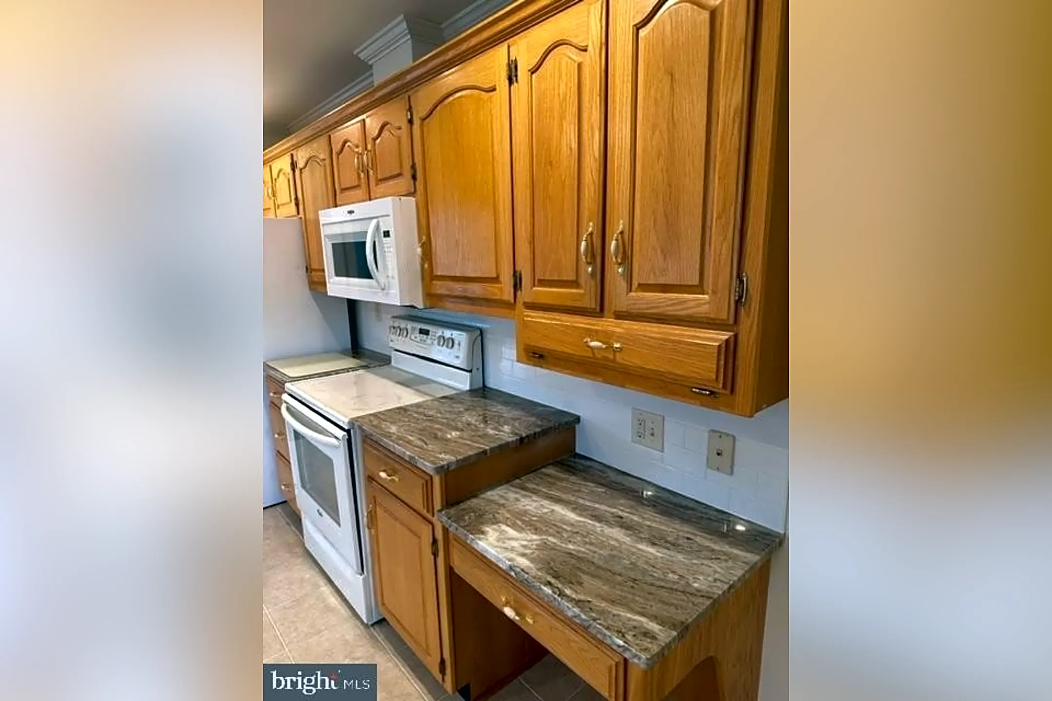 Kitchen - 248 Woodvale Dr - Chambersburg, PA